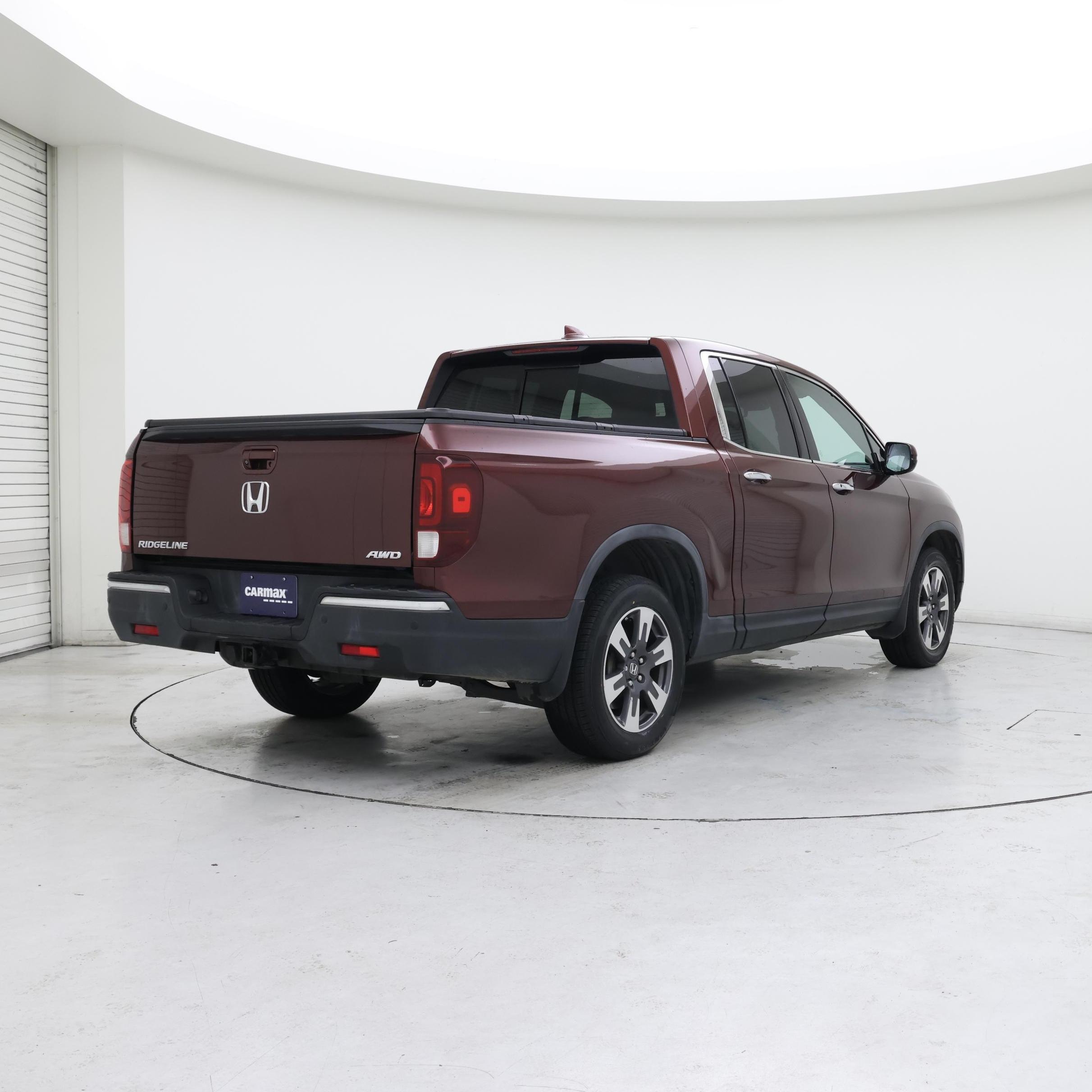 Thumbnail: 2017 Honda Ridgeline - 8