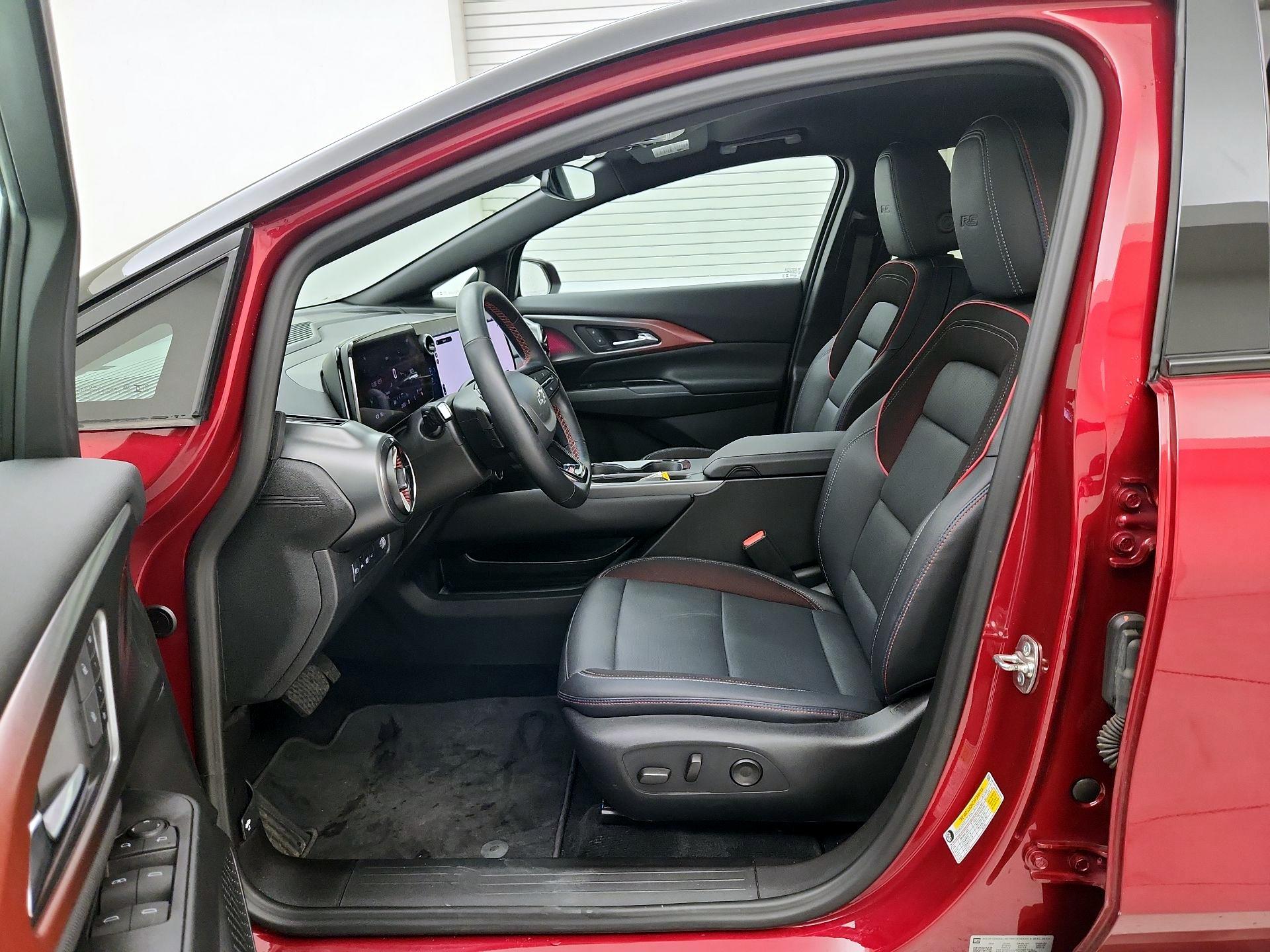 Thumbnail: 2024 Chevrolet Equinox - 11