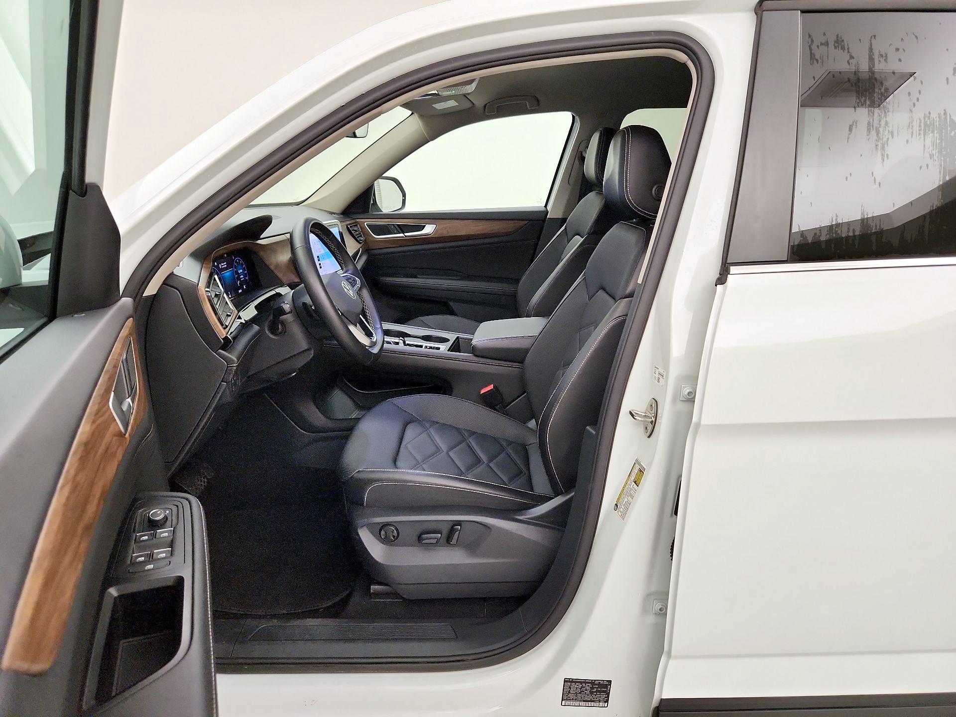 Thumbnail: 2024 Volkswagen Atlas - 11