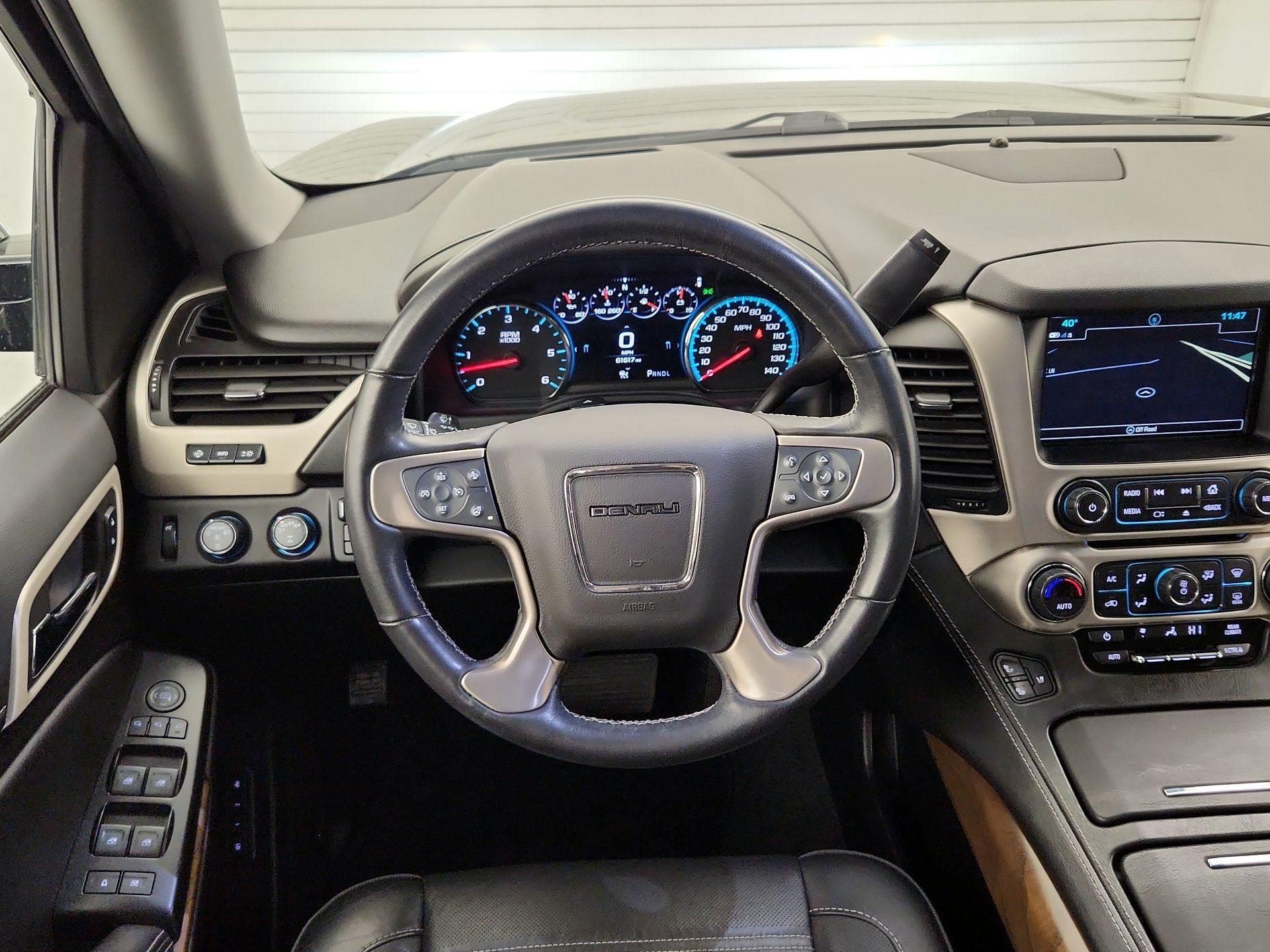 Thumbnail: 2020 GMC Yukon XL - 10