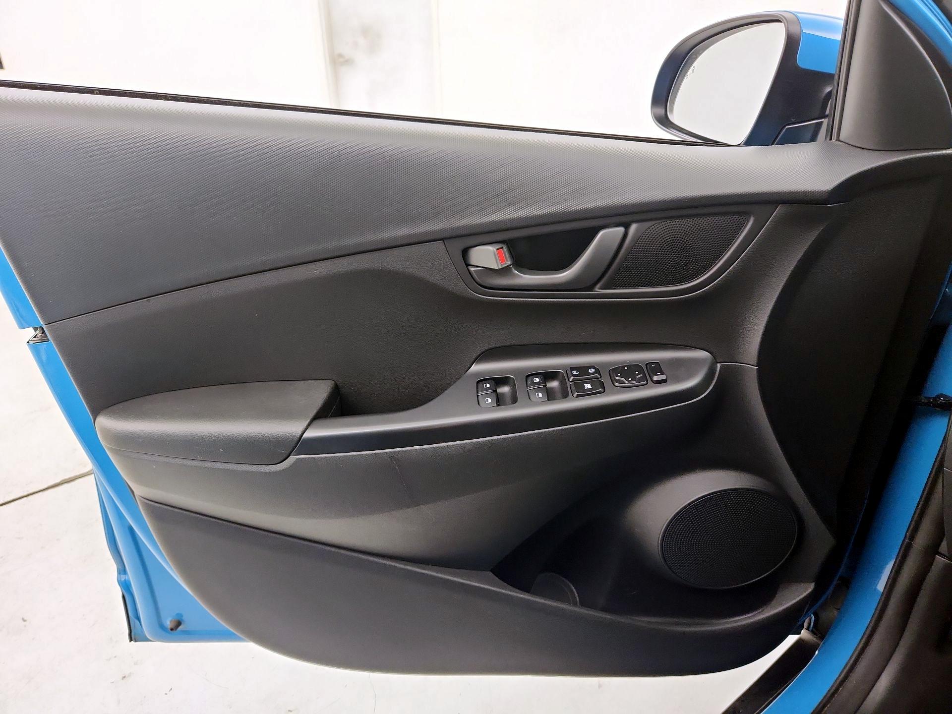 Thumbnail: 2022 Hyundai Kona - 12