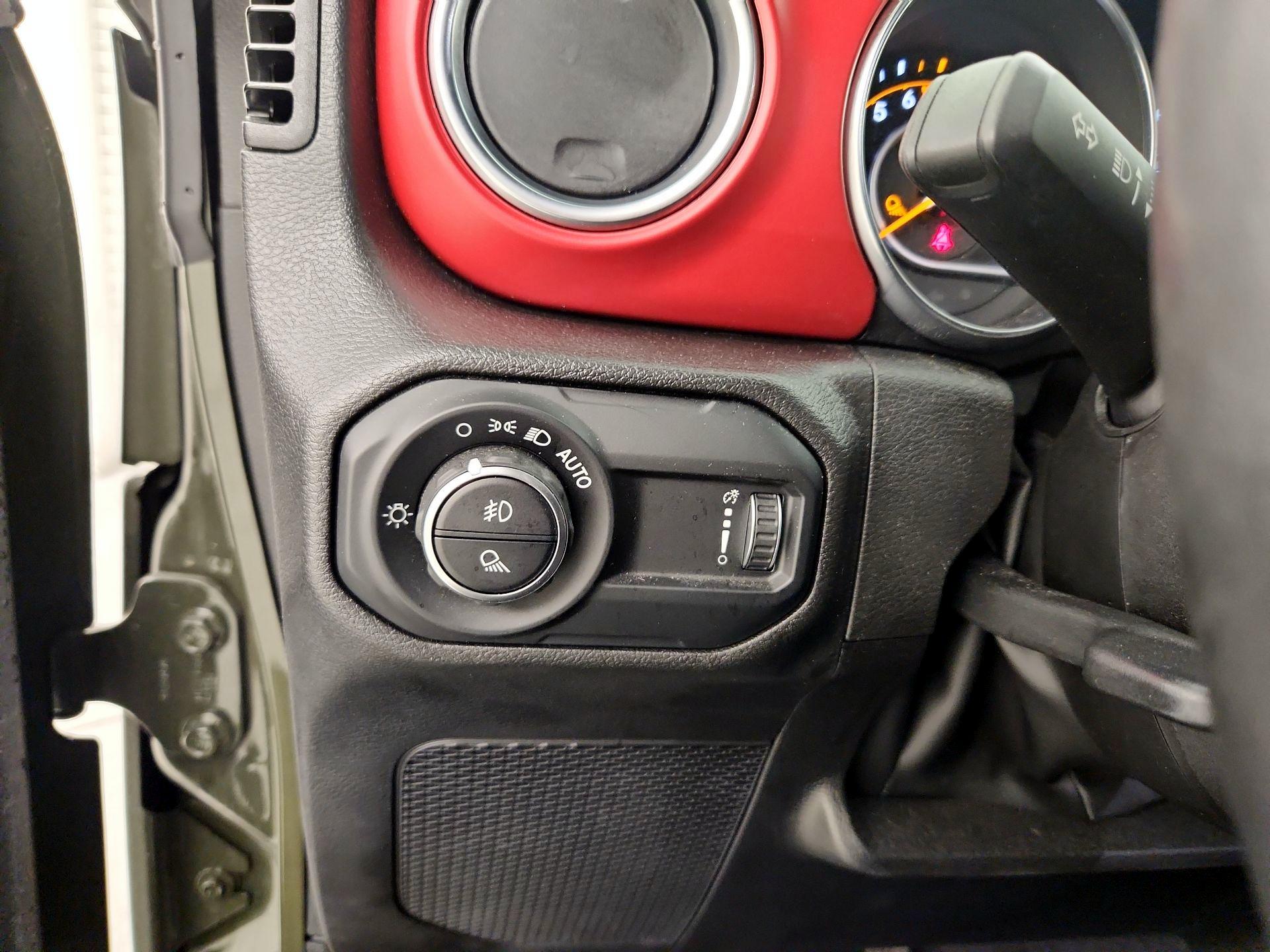 Thumbnail: 2023 Jeep Gladiator - 13