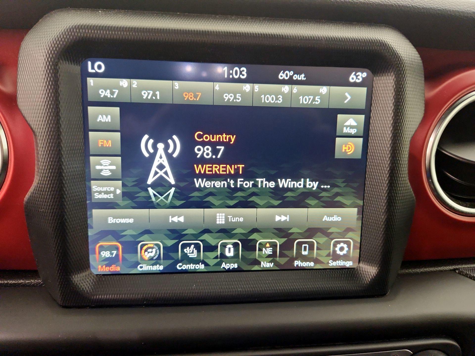 Thumbnail: 2023 Jeep Gladiator - 16