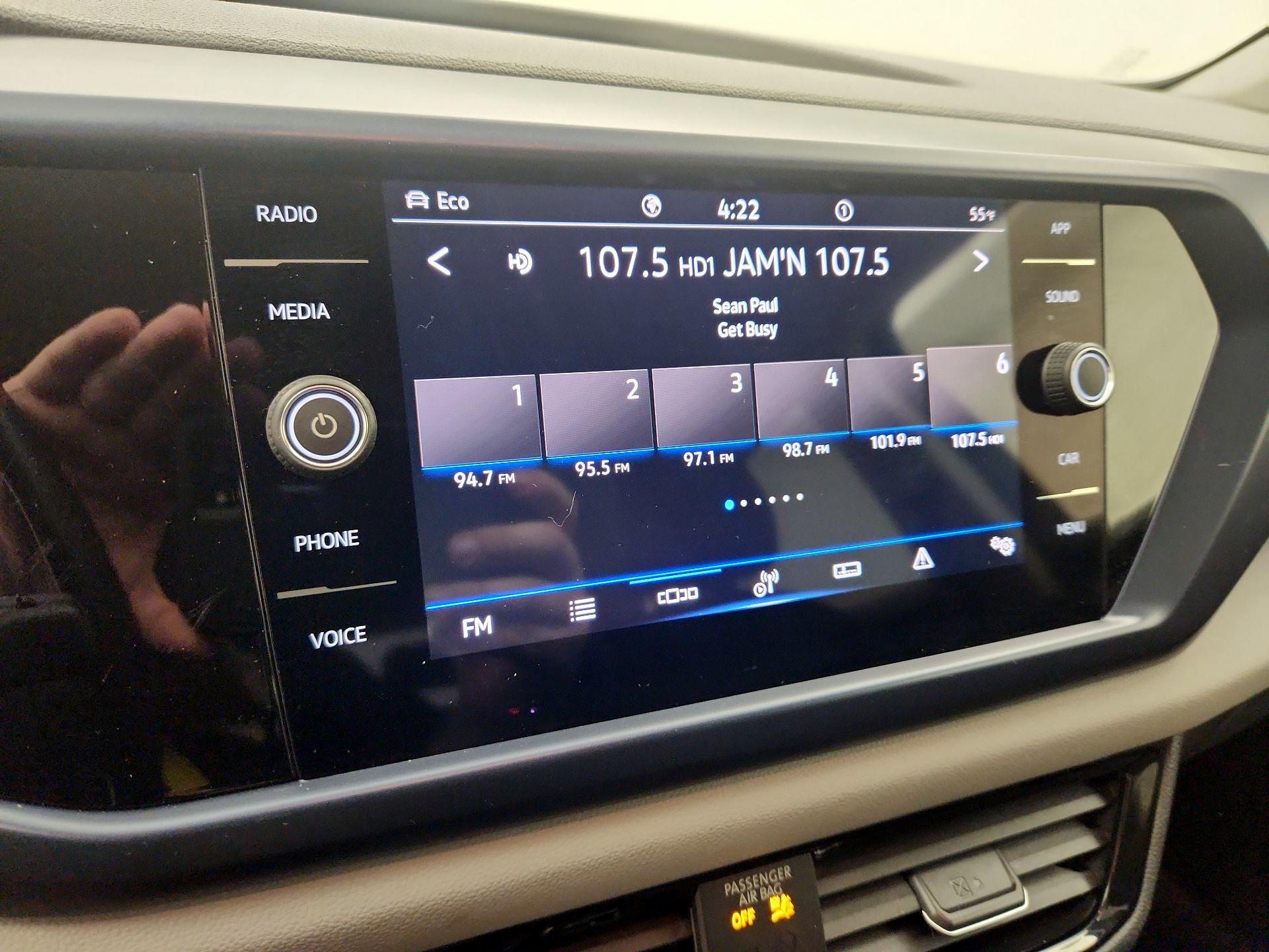 Thumbnail: 2022 Volkswagen Taos - 15