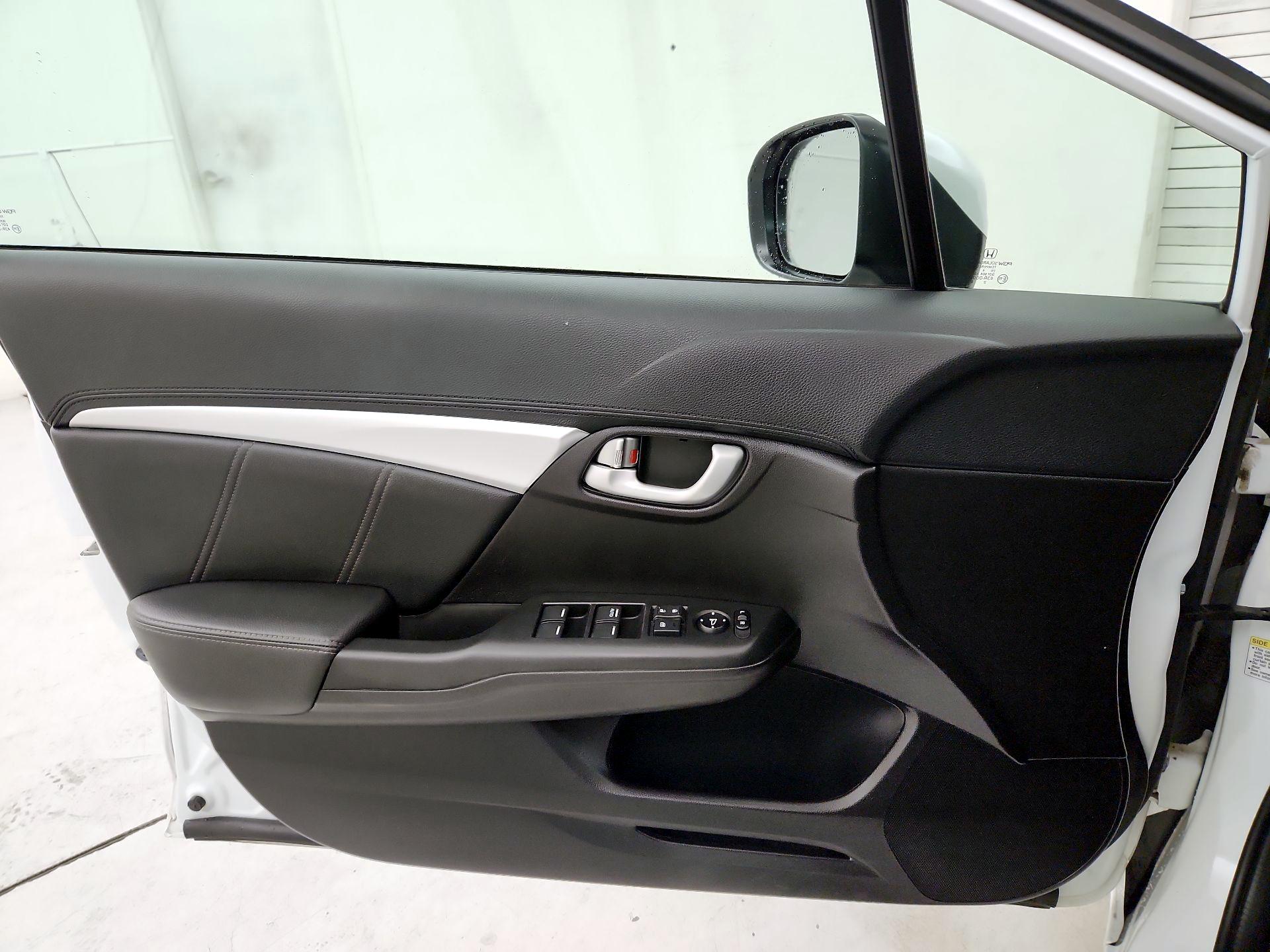 Thumbnail: 2015 Honda Civic - 12