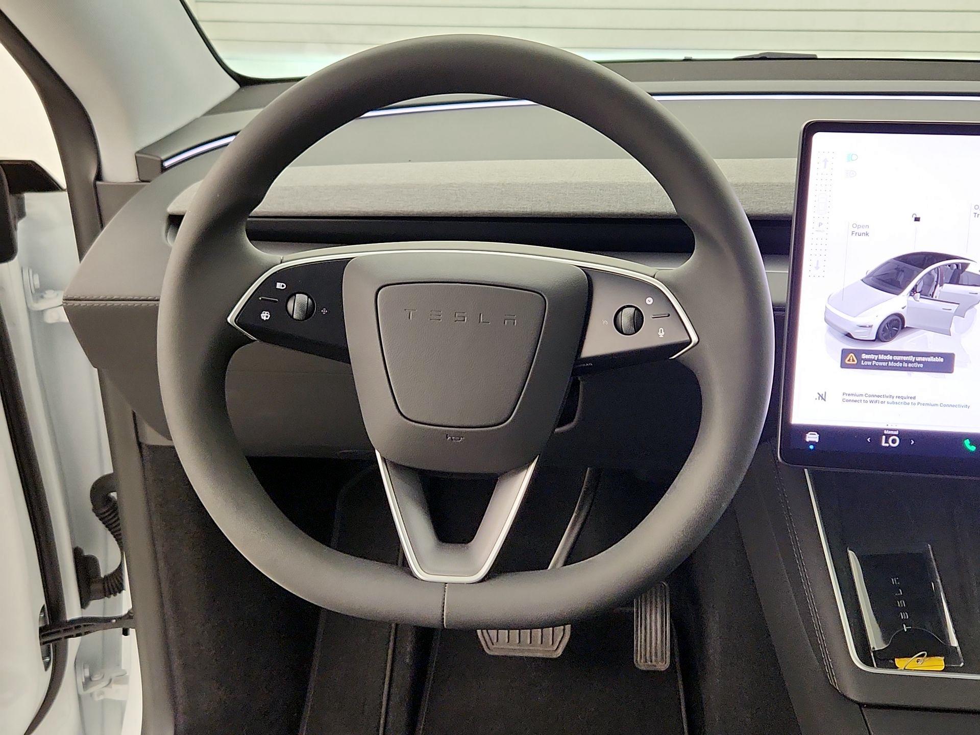 Thumbnail: 2026 Tesla Model Y - 10