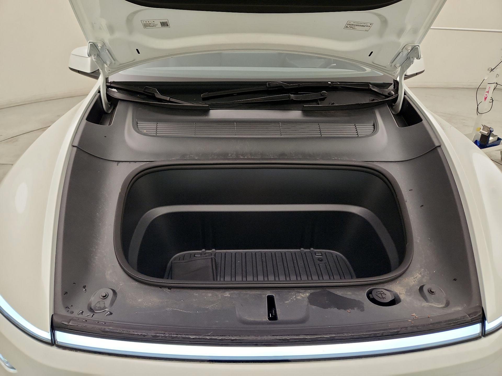 Thumbnail: 2026 Tesla Model Y - 20