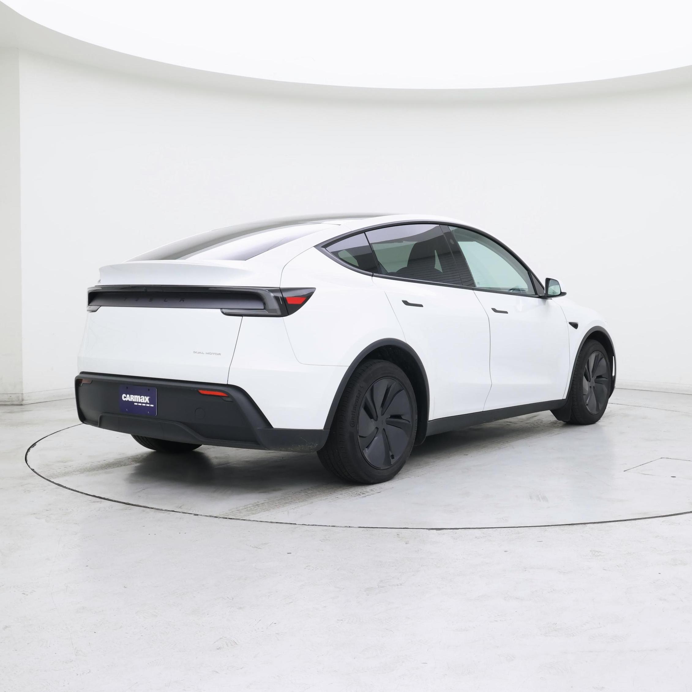 Thumbnail: 2026 Tesla Model Y - 8