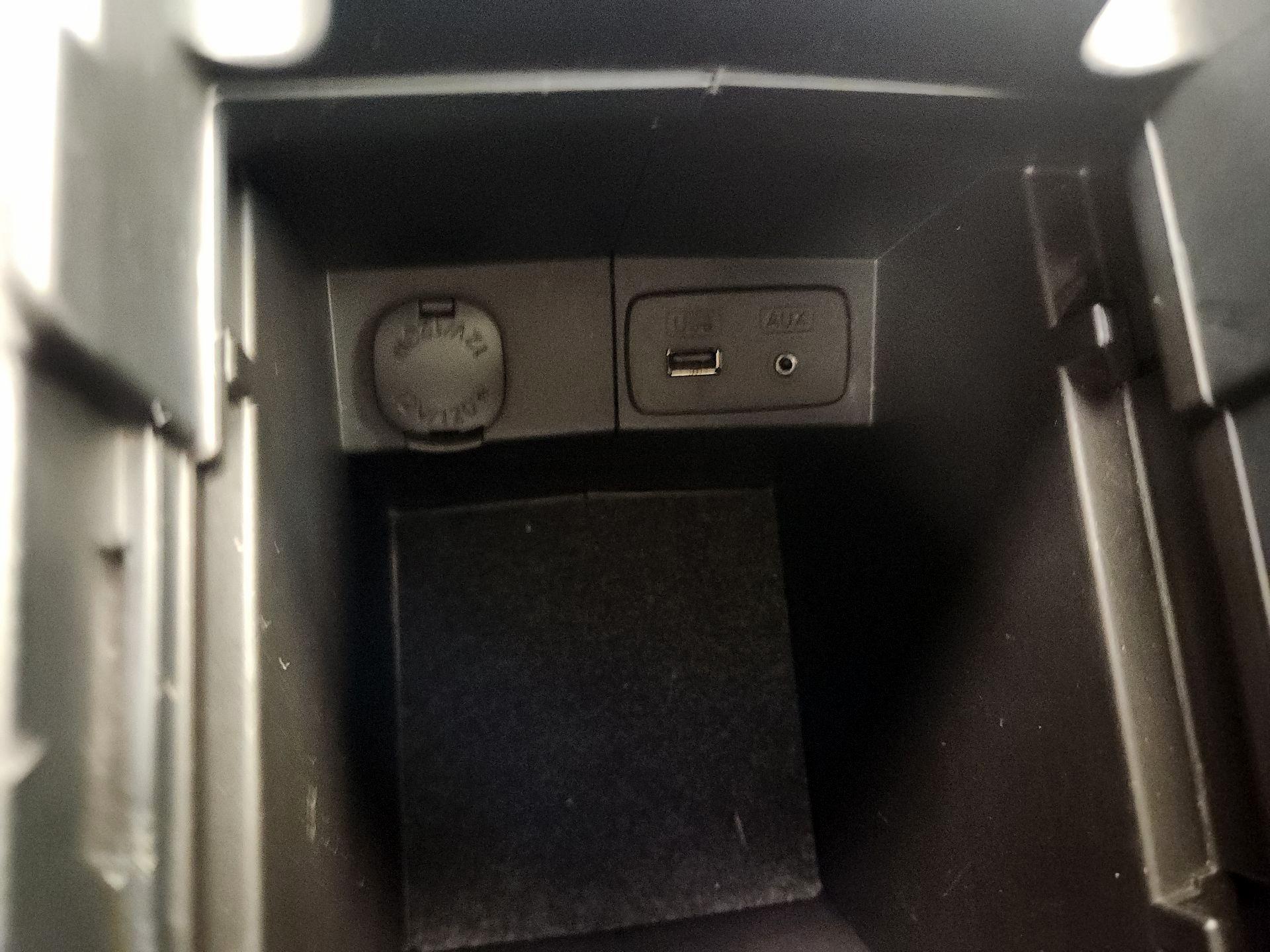 Thumbnail: 2015 Subaru Forester - 18