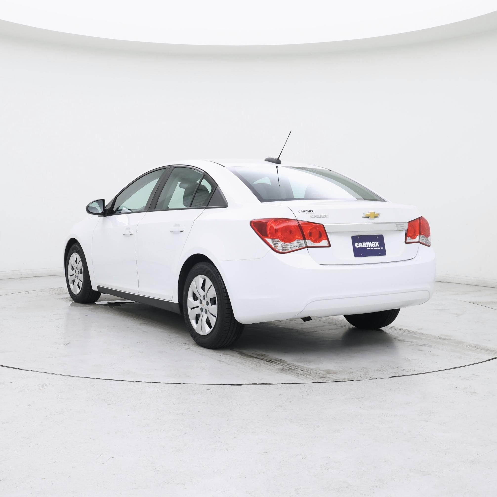 Thumbnail: 2015 Chevrolet Cruze - 2