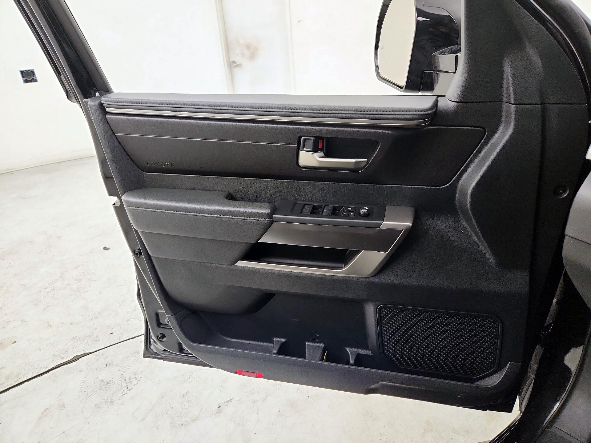 Thumbnail: 2023 Toyota Tundra - 12