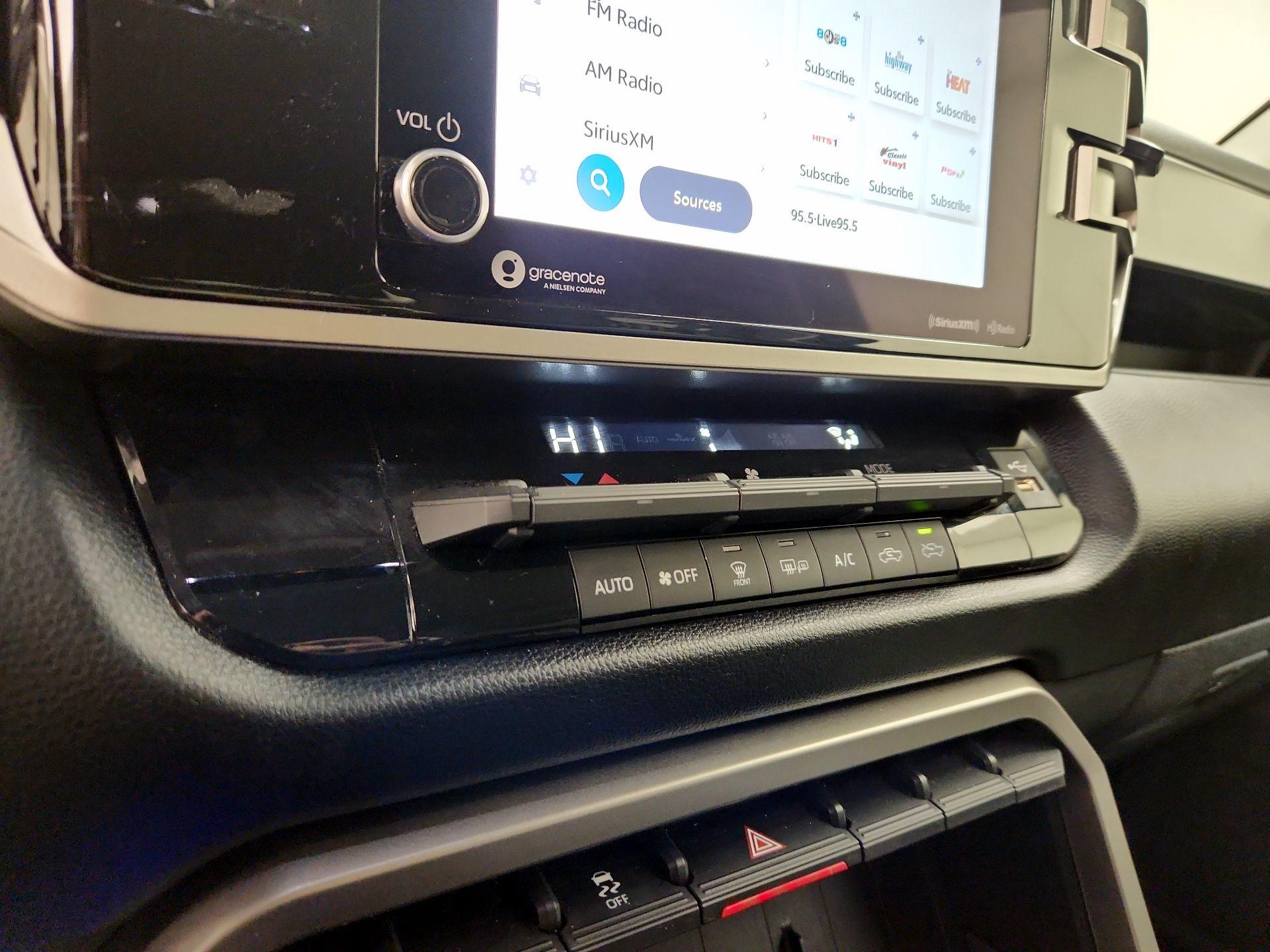 Thumbnail: 2023 Toyota Tundra - 16