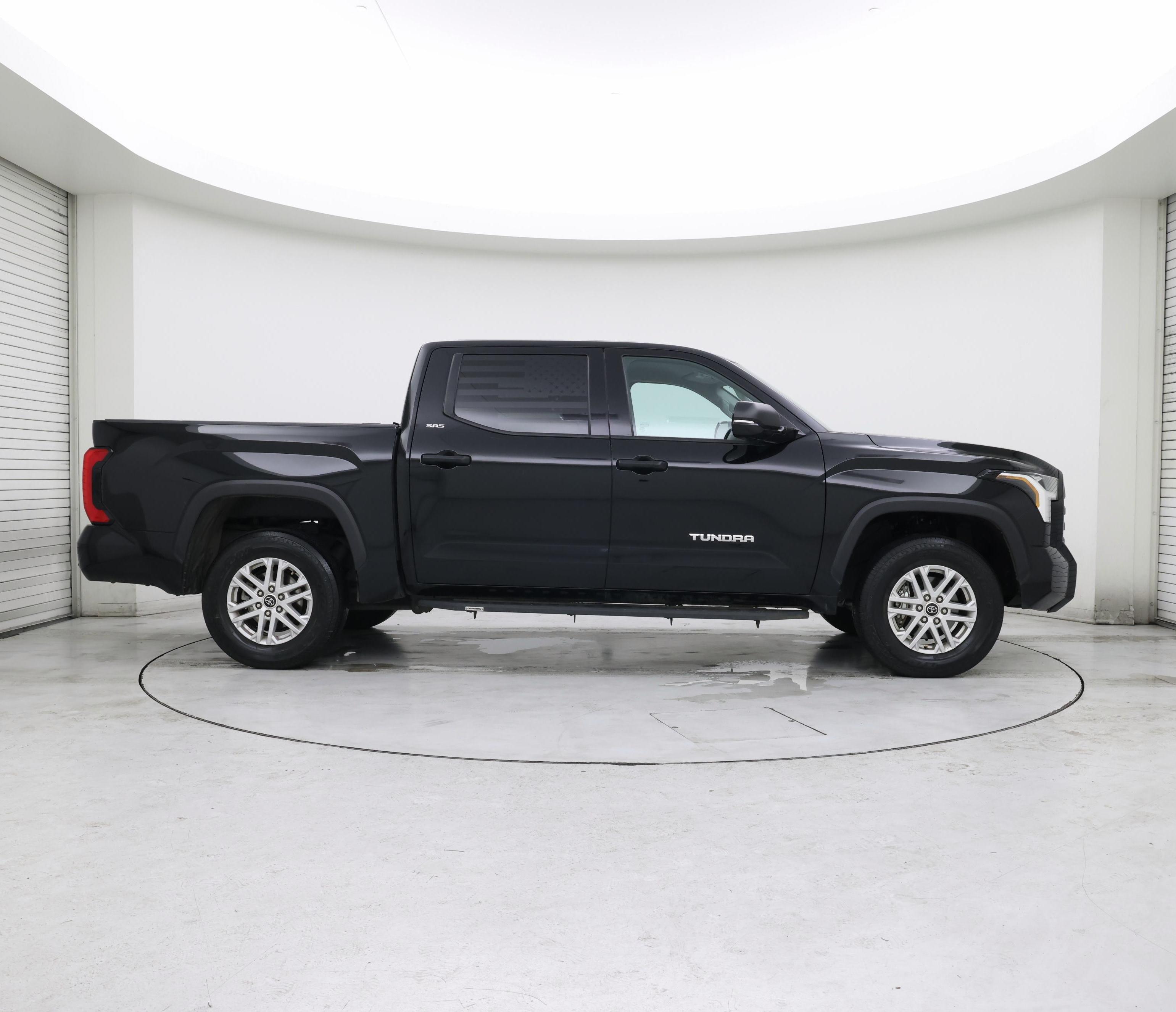 Thumbnail: 2023 Toyota Tundra - 7