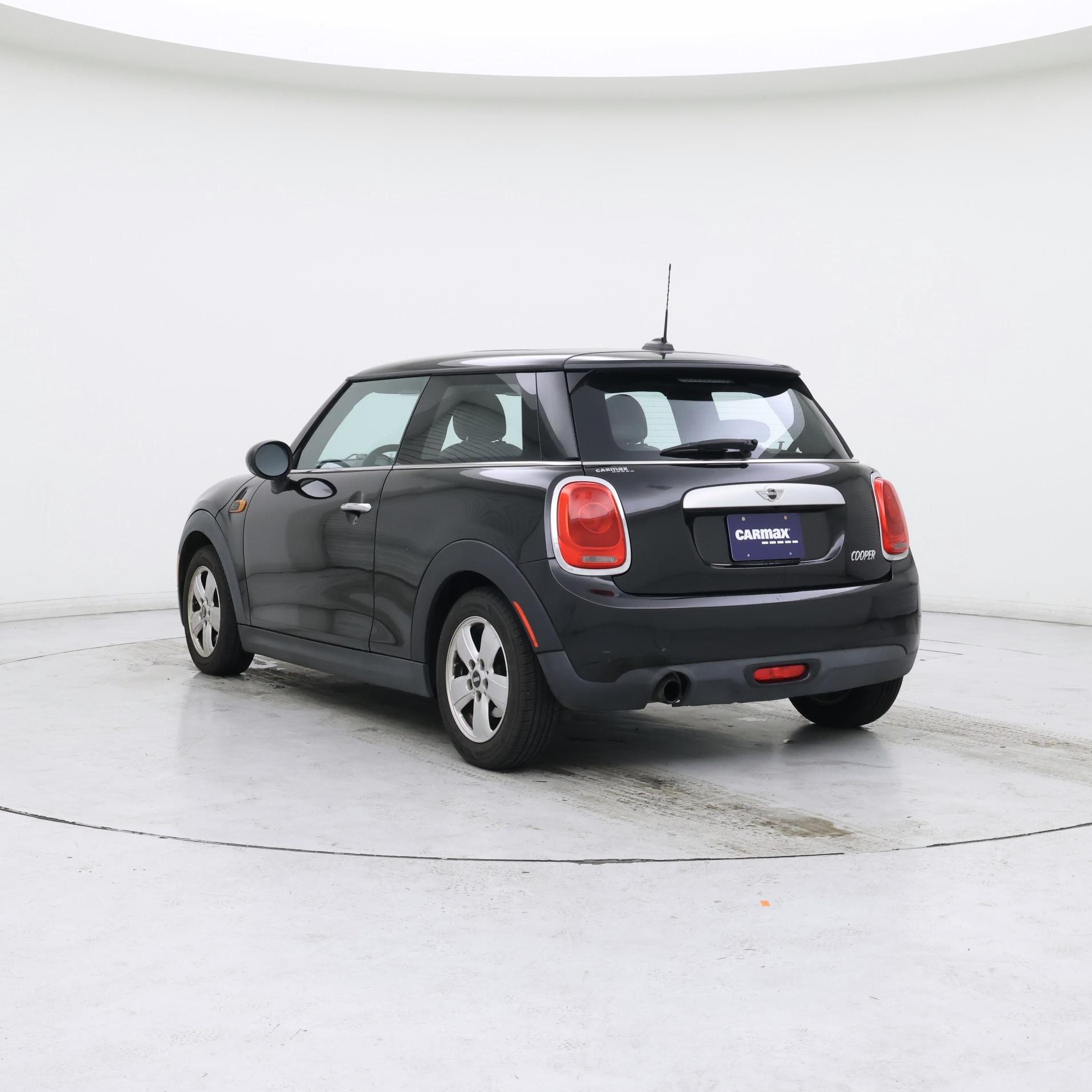 Thumbnail: 2015 MINI Cooper Hardtop - 2