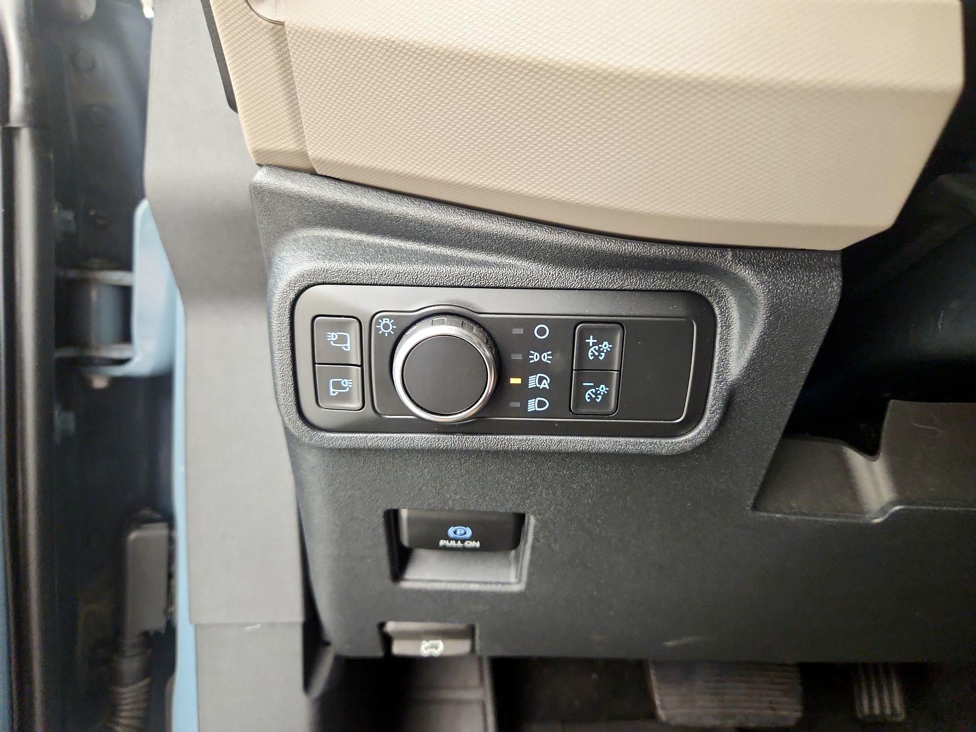 Thumbnail: 2022 Ford Bronco - 13