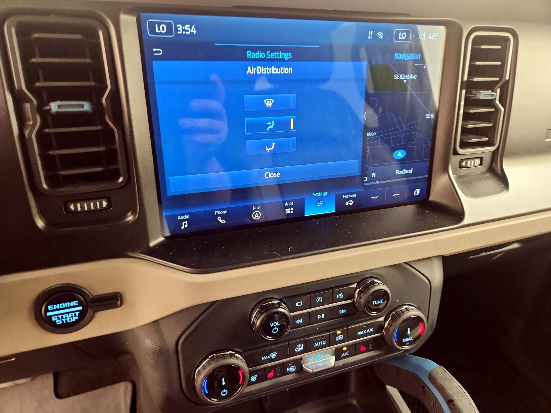 Thumbnail: 2022 Ford Bronco - 17