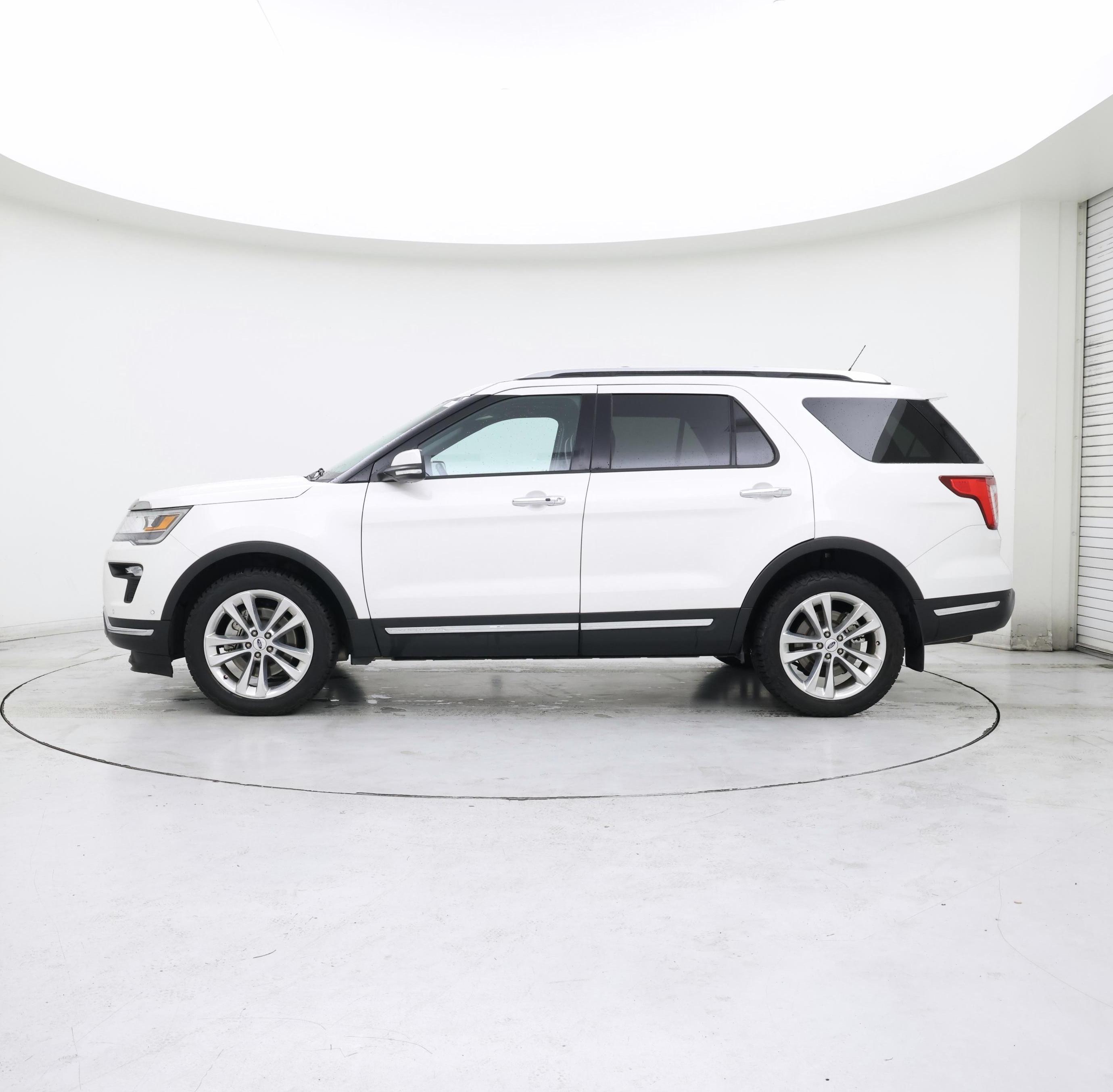 Thumbnail: 2018 Ford Explorer - 3