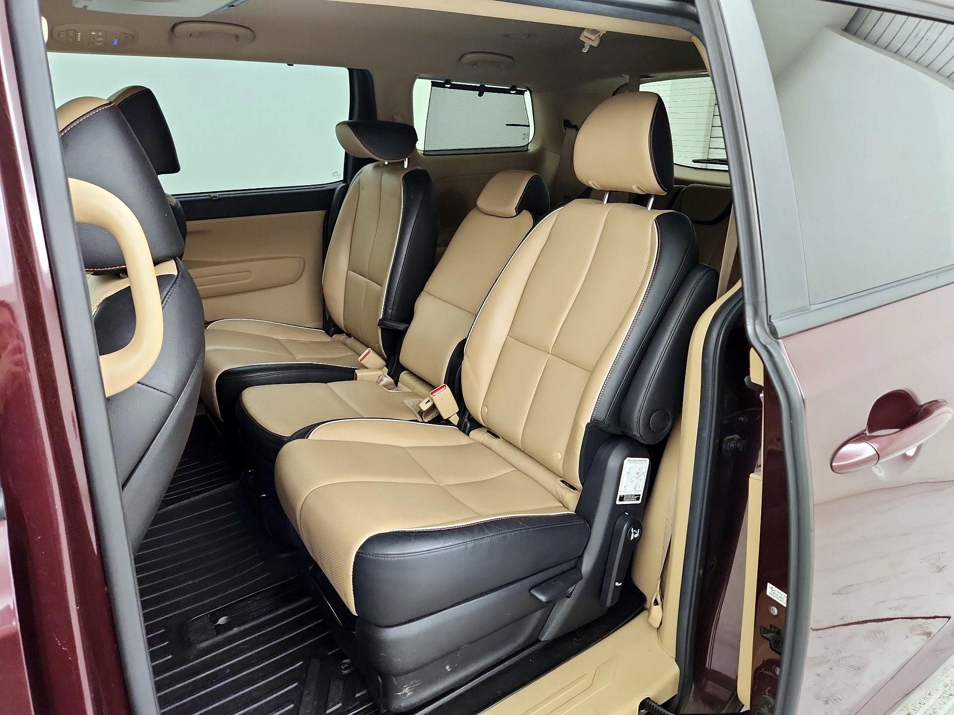 Thumbnail: 2017 Kia Sedona - 19