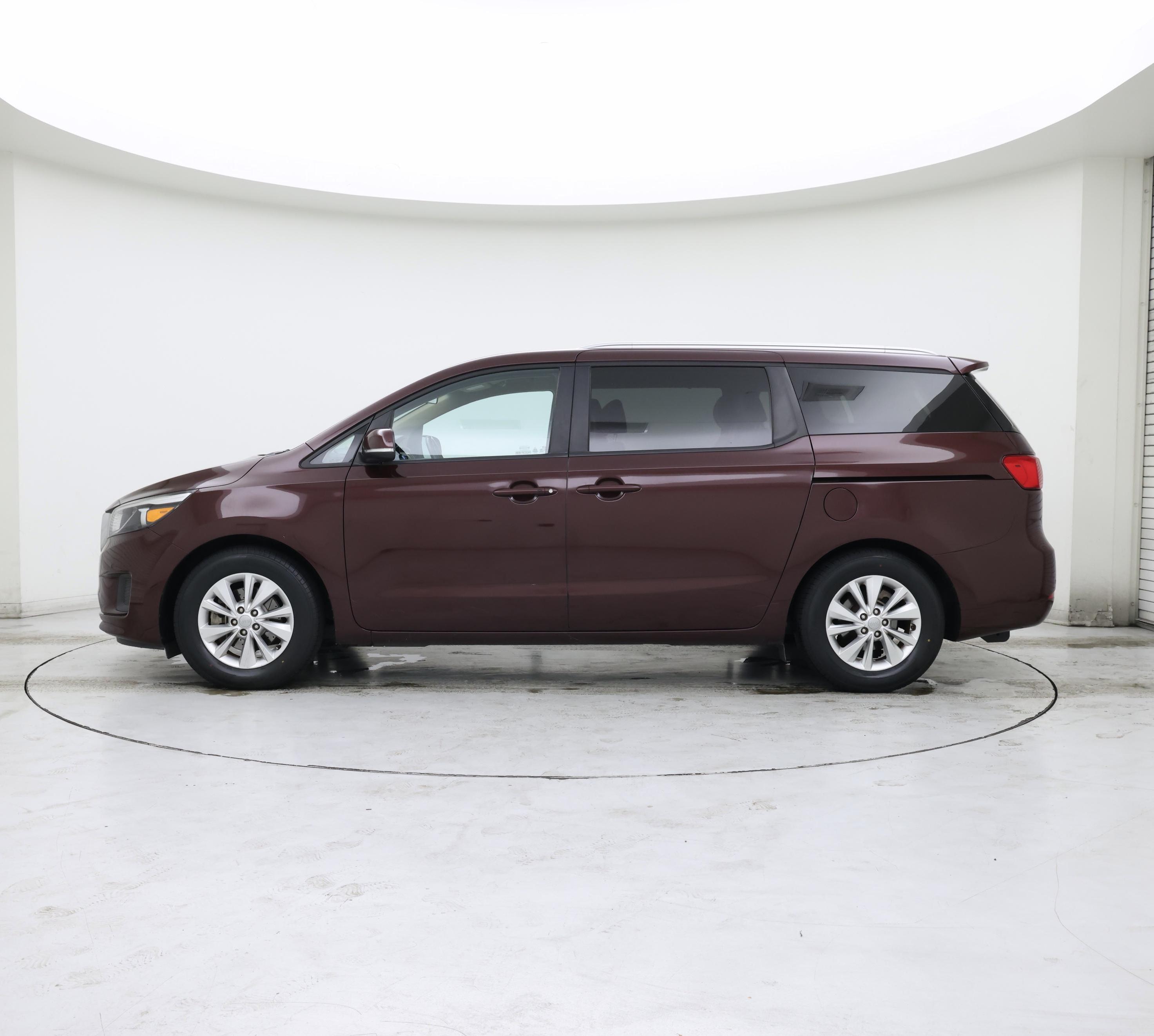 Thumbnail: 2017 Kia Sedona - 3