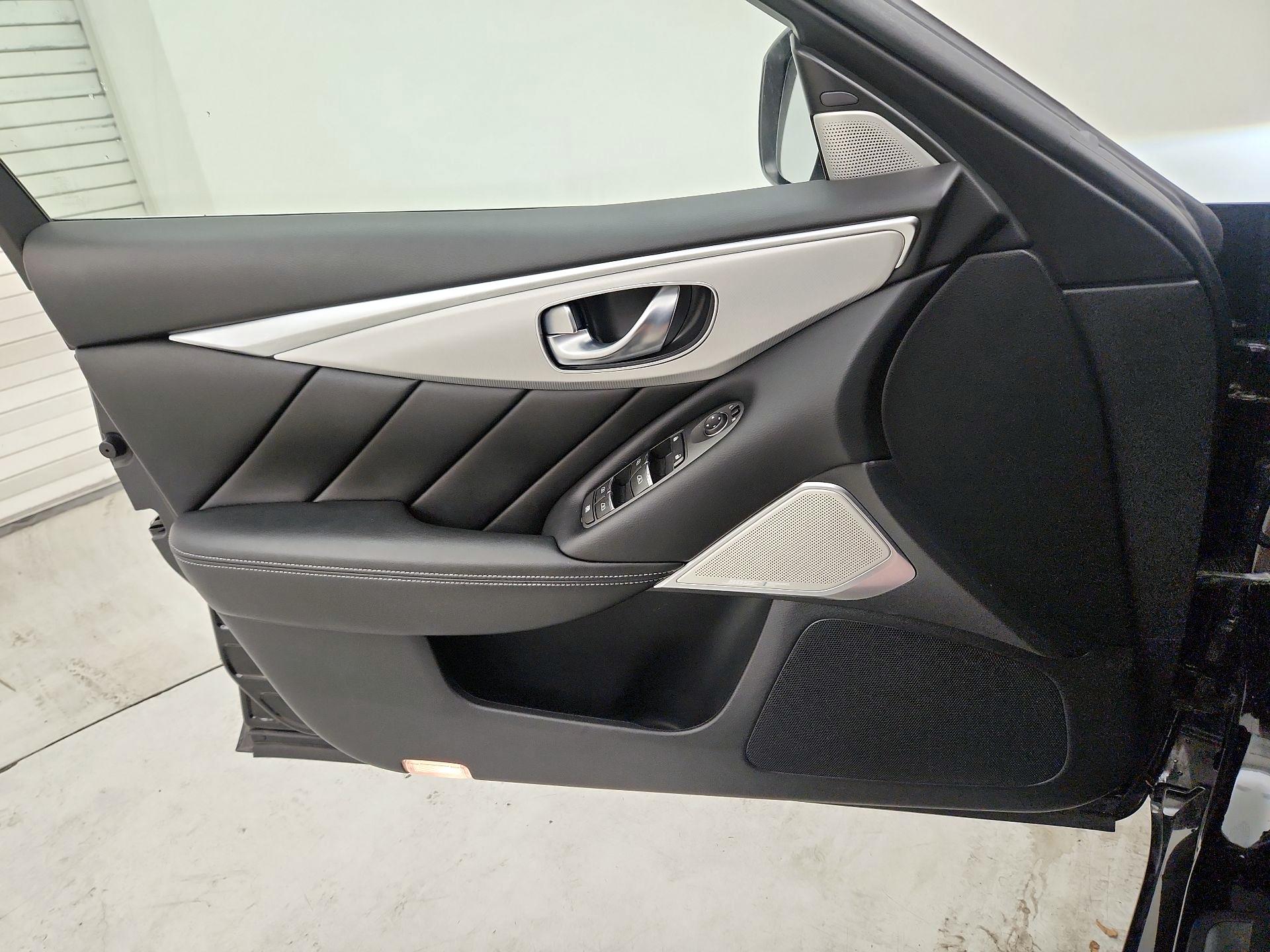 Thumbnail: 2021 INFINITI Q50 - 12