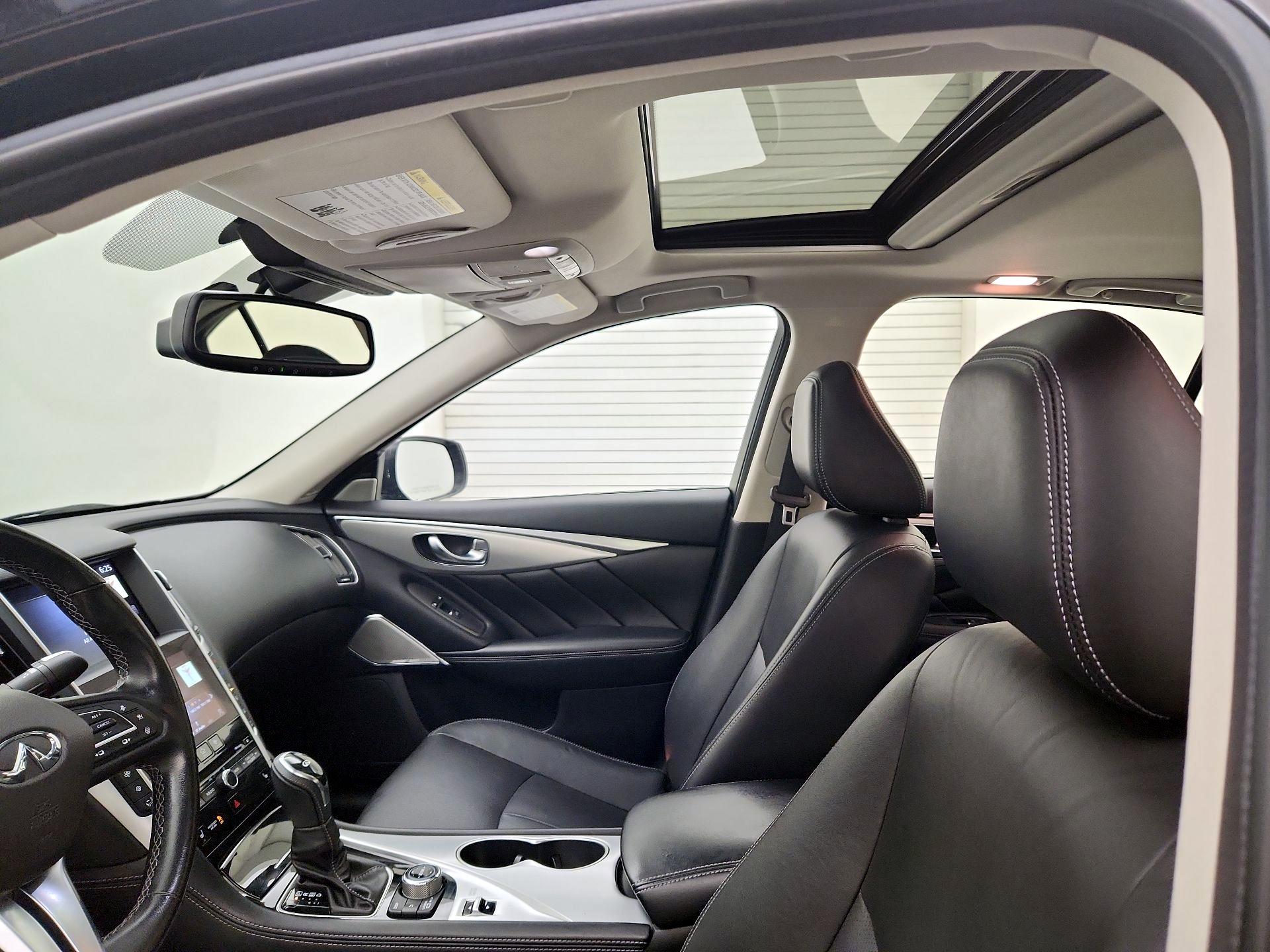 Thumbnail: 2021 INFINITI Q50 - 19