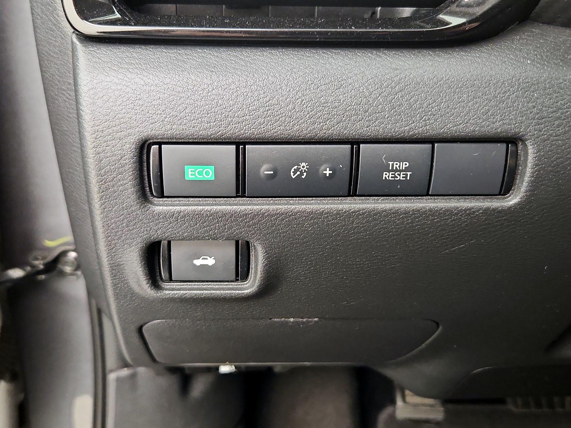 Thumbnail: 2020 Nissan Sentra - 13