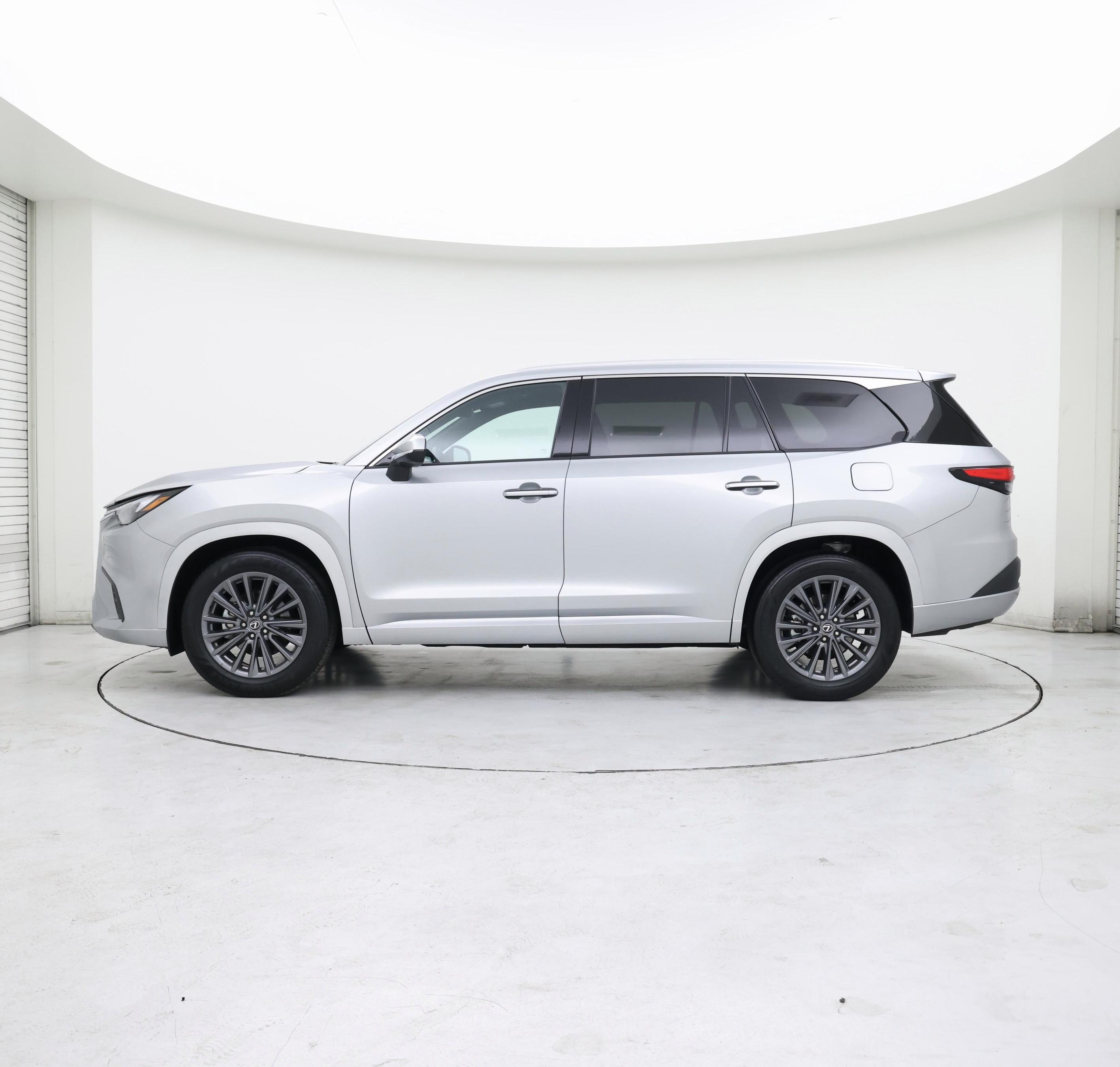 Thumbnail: 2025 Lexus TX - 3