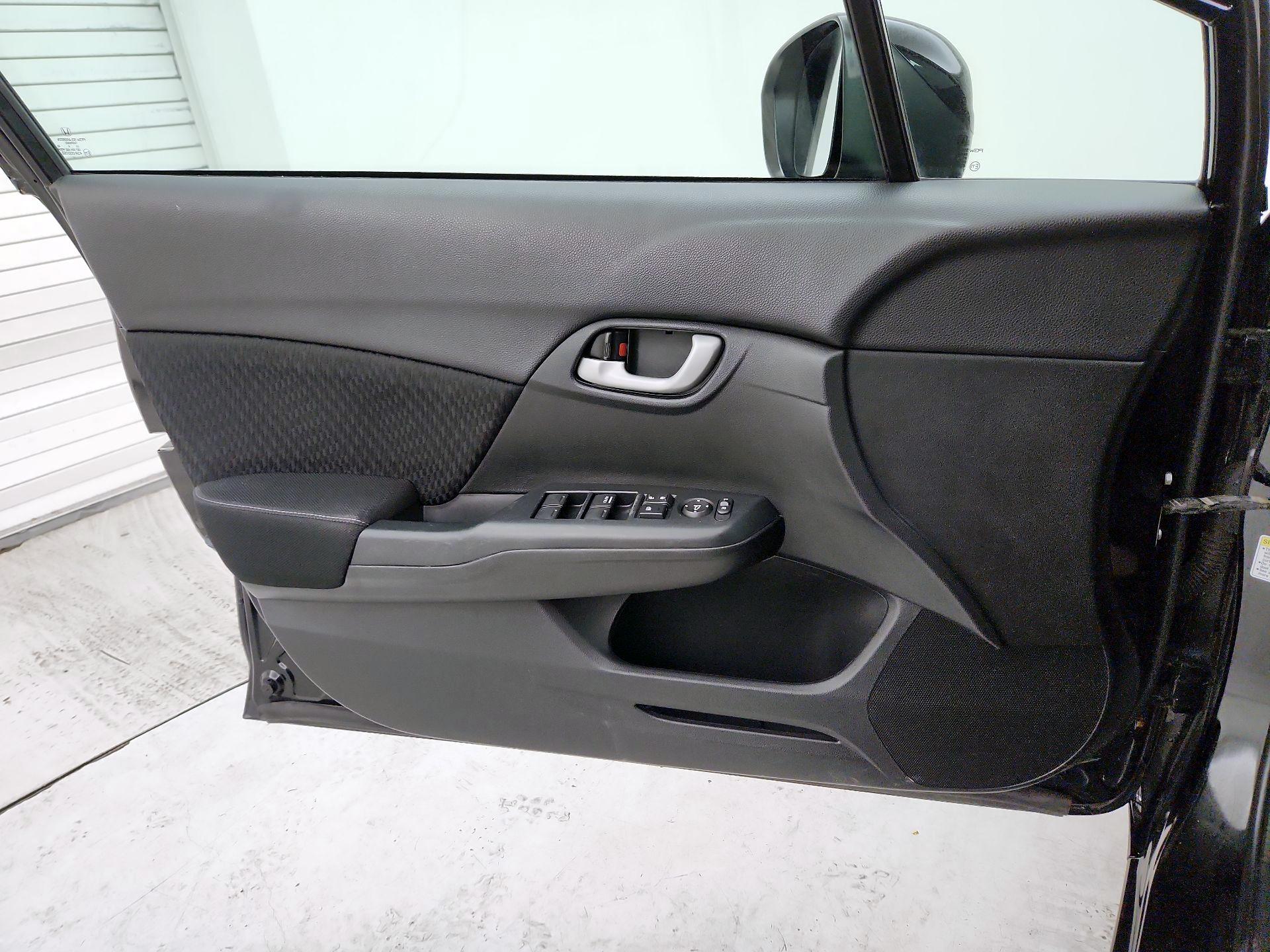 Thumbnail: 2014 Honda Civic - 12