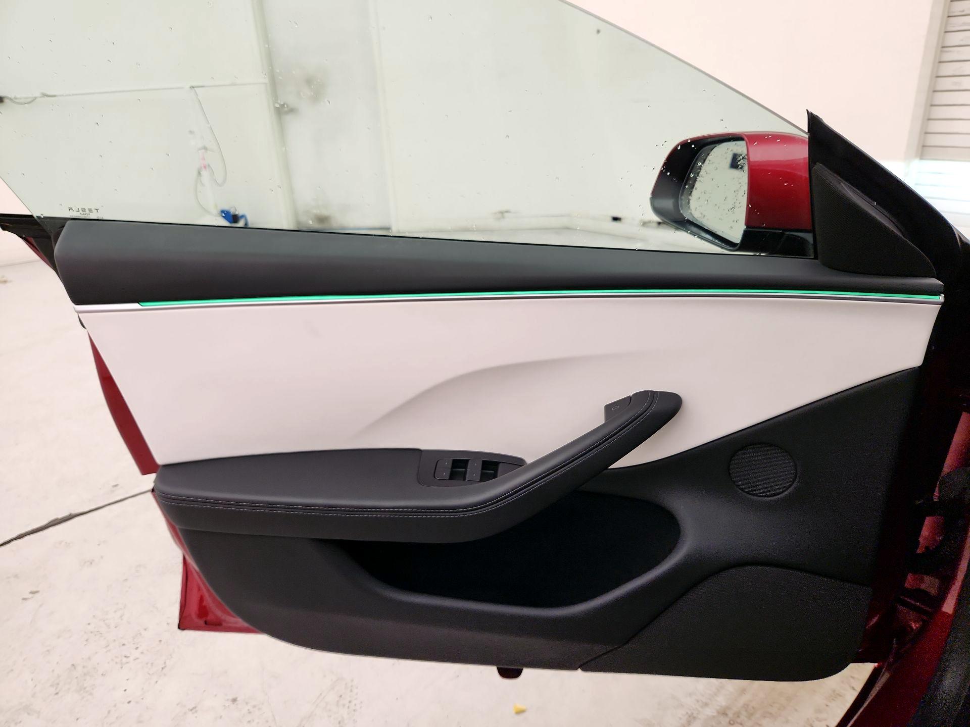 Thumbnail: 2024 Tesla Model 3 - 12