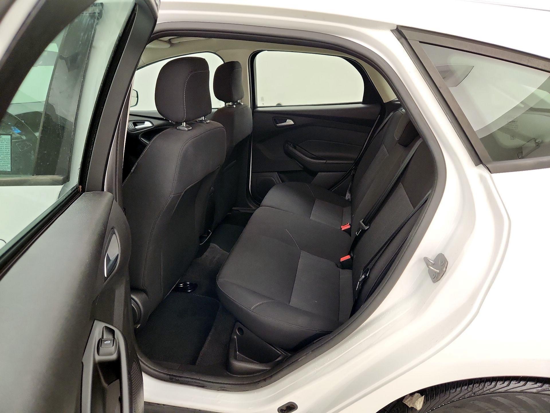 Thumbnail: 2018 Ford Focus - 19