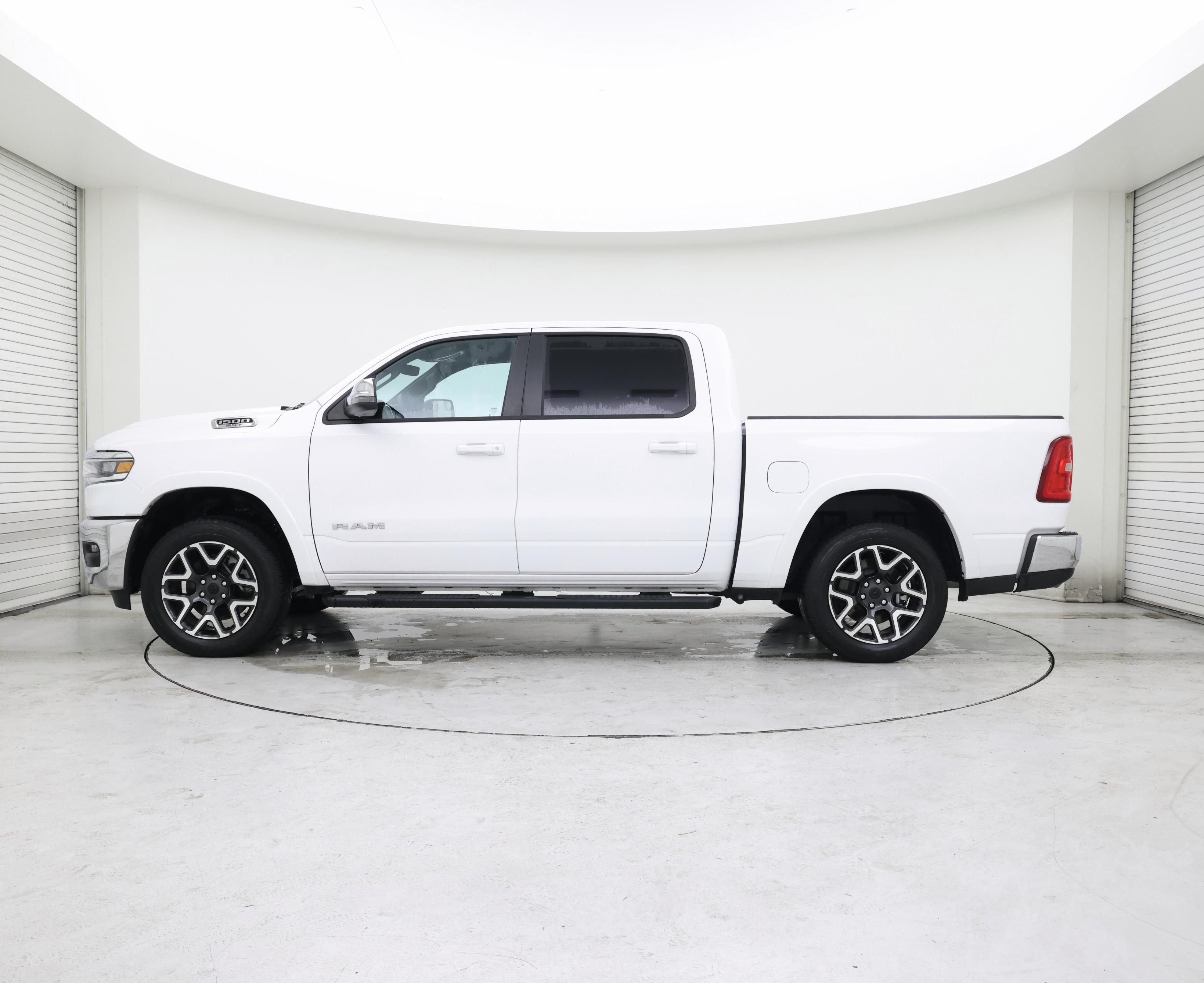 Thumbnail: 2025 RAM 1500 - 3