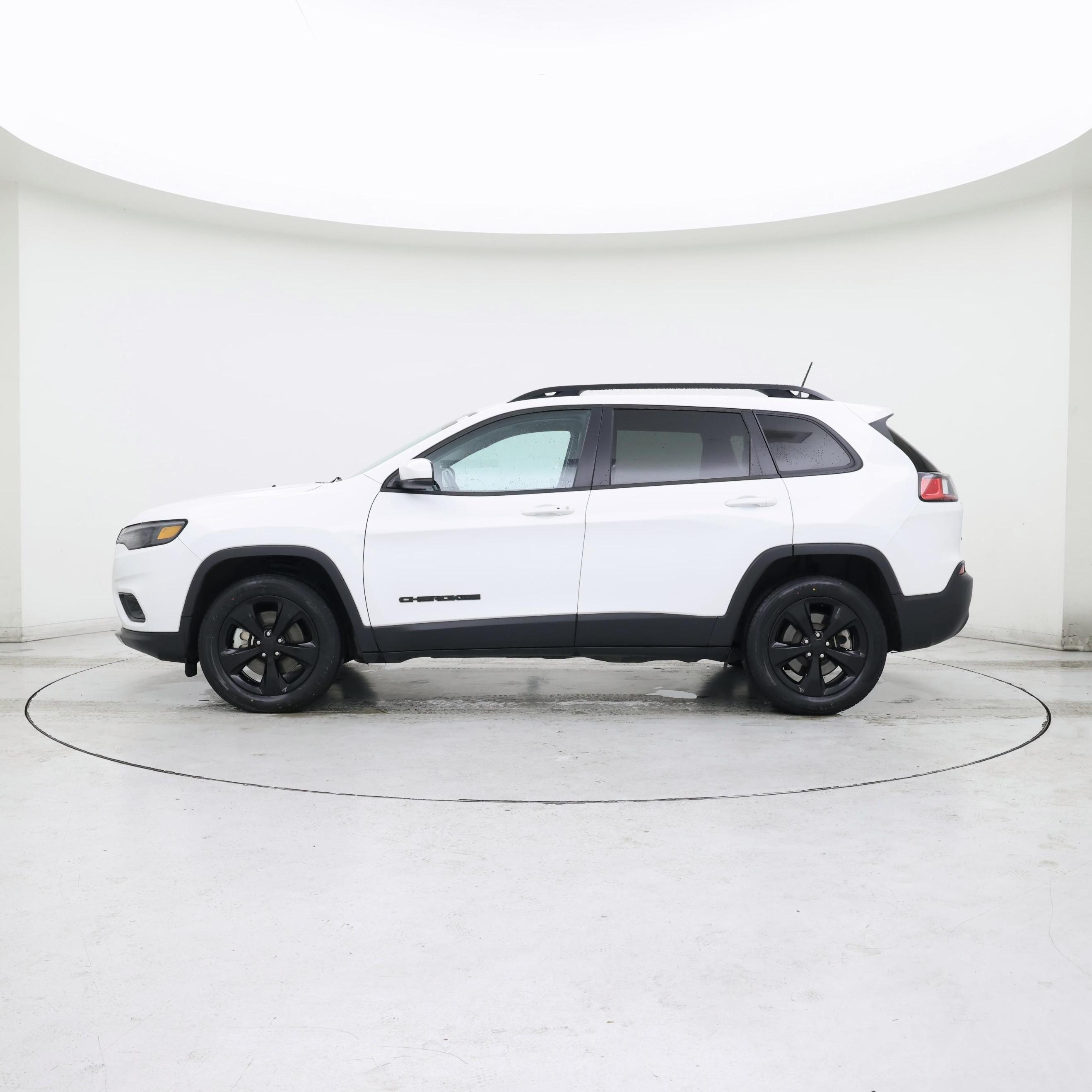 Thumbnail: 2020 Jeep Cherokee - 3