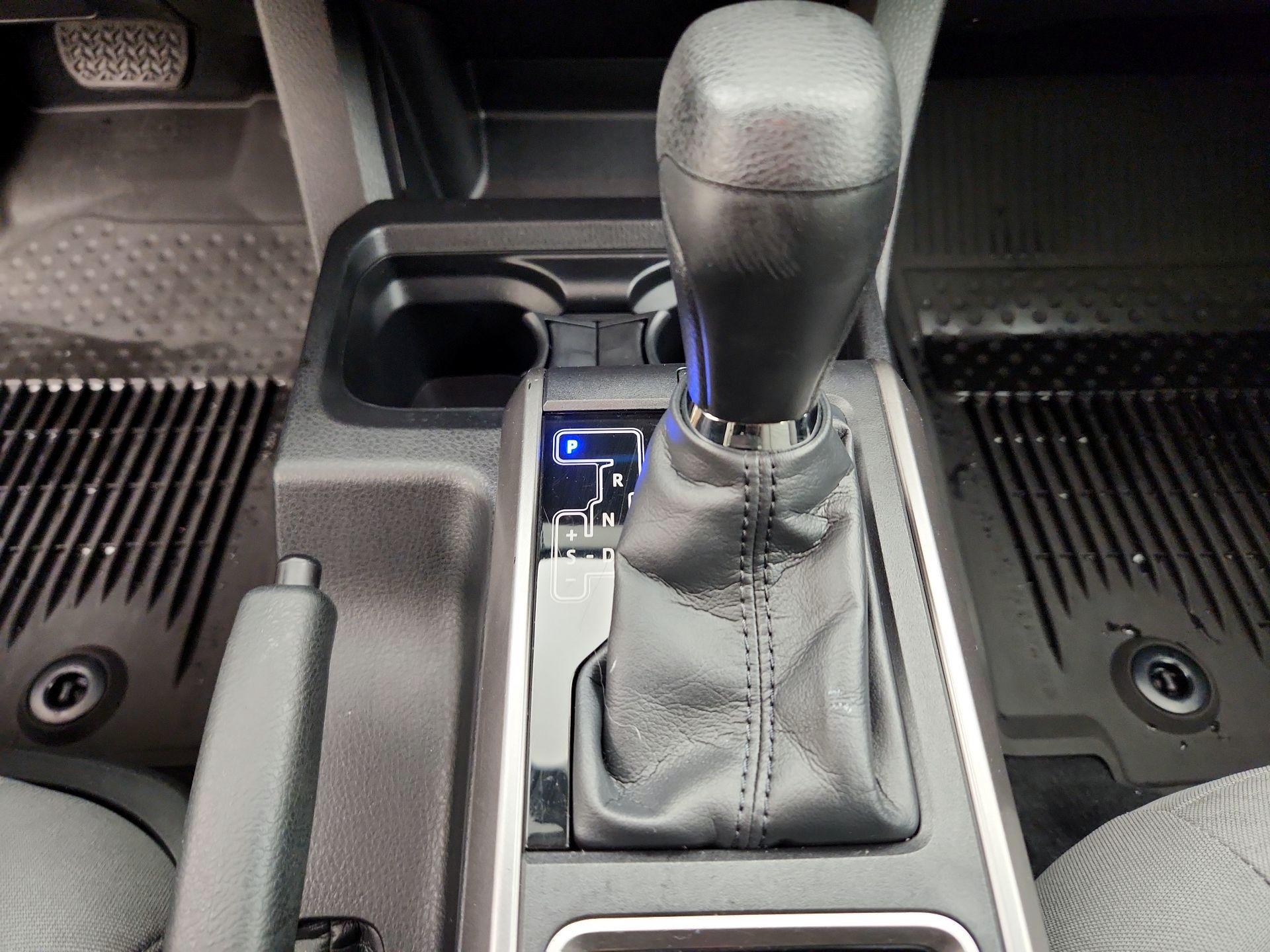 Thumbnail: 2023 Toyota Tacoma - 17