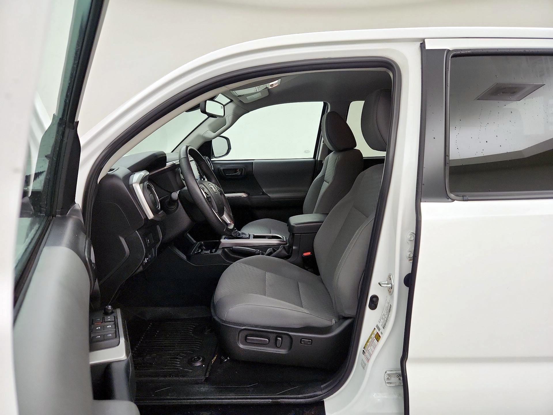 Thumbnail: 2023 Toyota Tacoma - 11