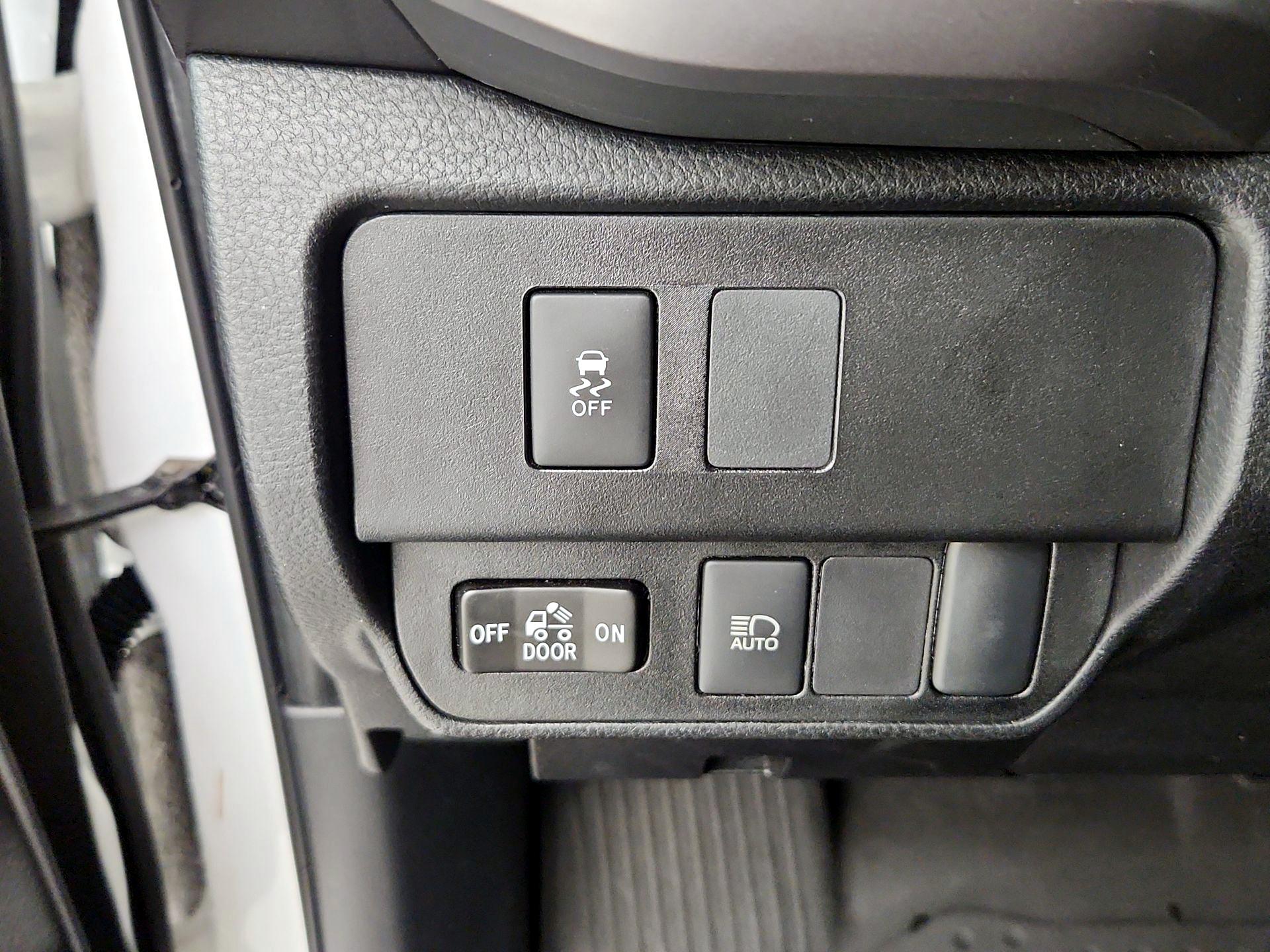 Thumbnail: 2023 Toyota Tacoma - 13