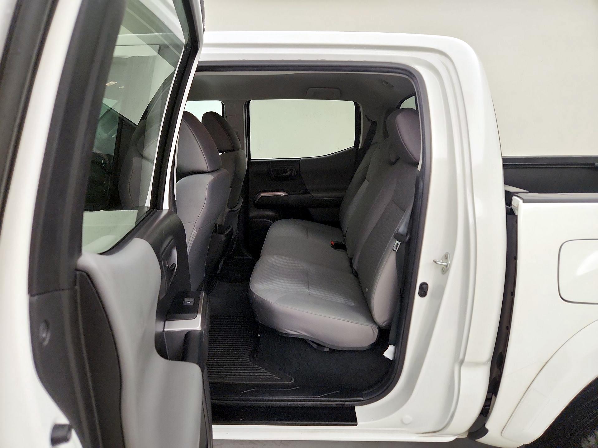 Thumbnail: 2023 Toyota Tacoma - 19