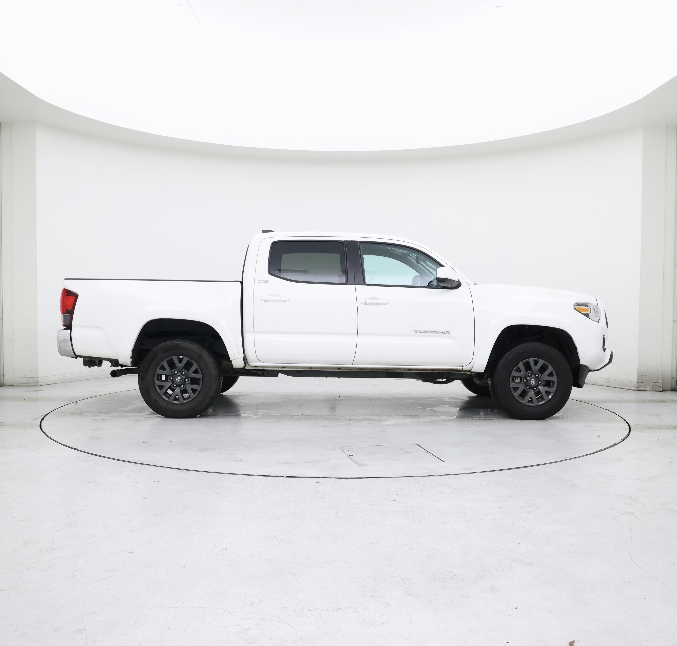 Thumbnail: 2023 Toyota Tacoma - 7