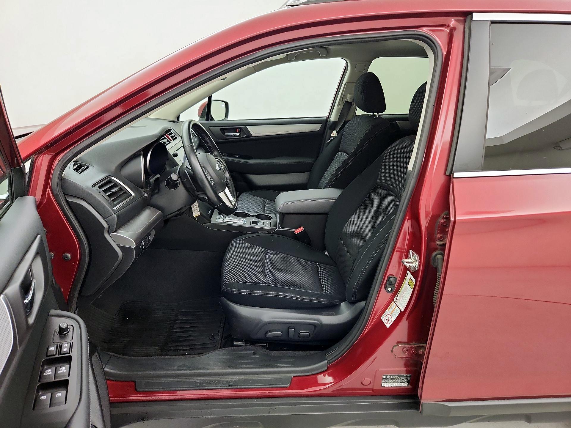 Thumbnail: 2016 Subaru Outback - 11