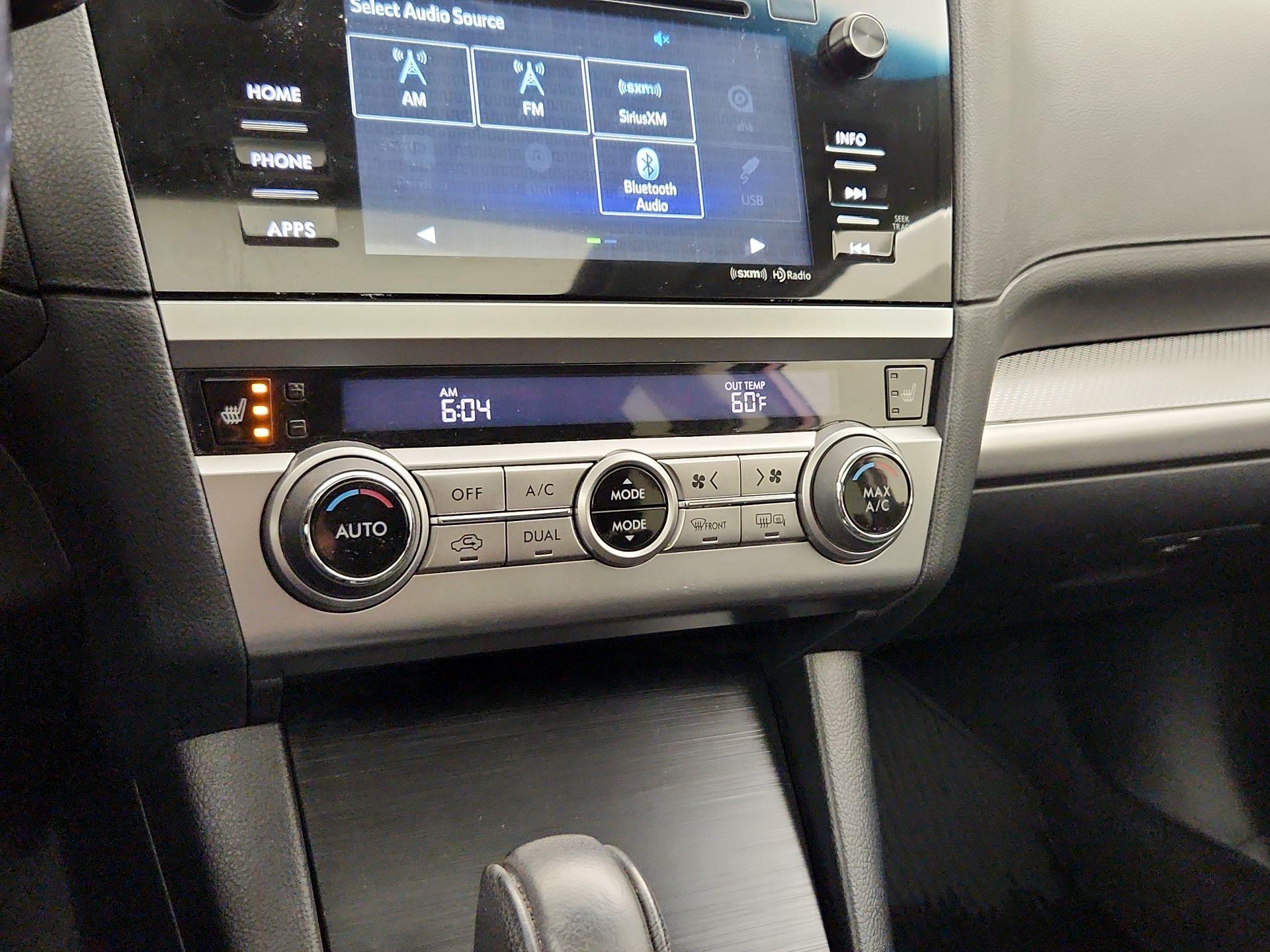 Thumbnail: 2016 Subaru Outback - 16