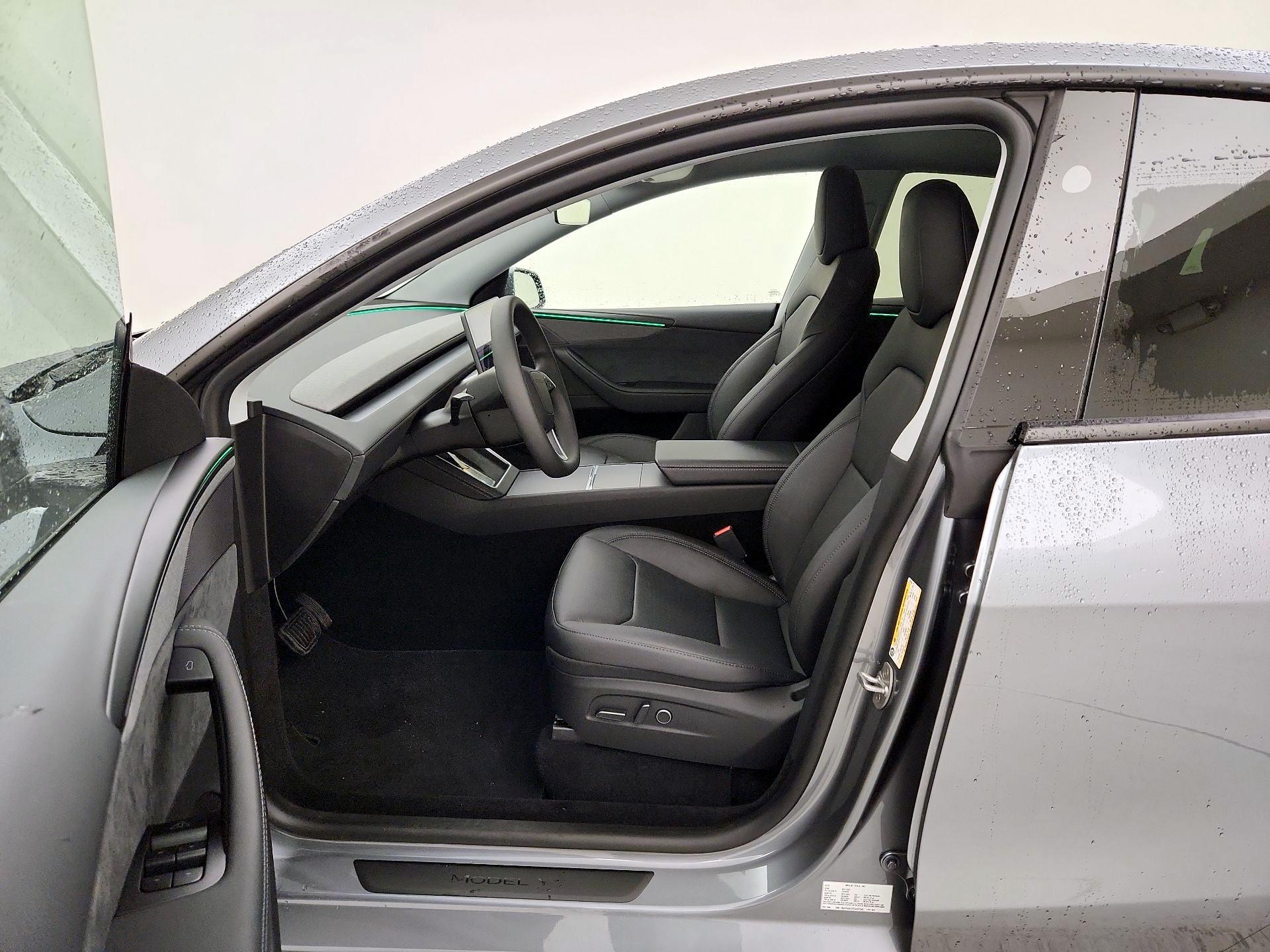 Thumbnail: 2026 Tesla Model Y - 11