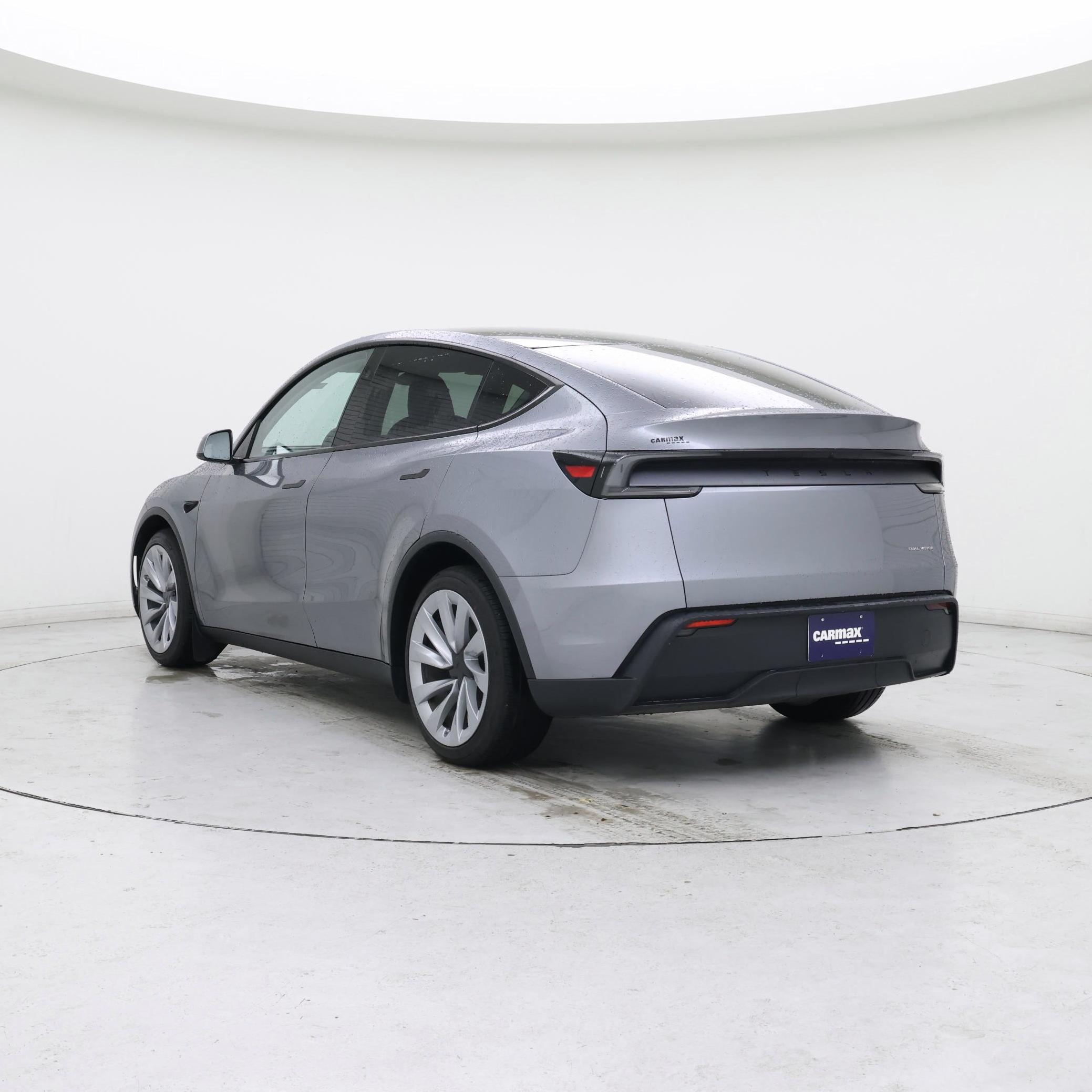 Thumbnail: 2026 Tesla Model Y - 2