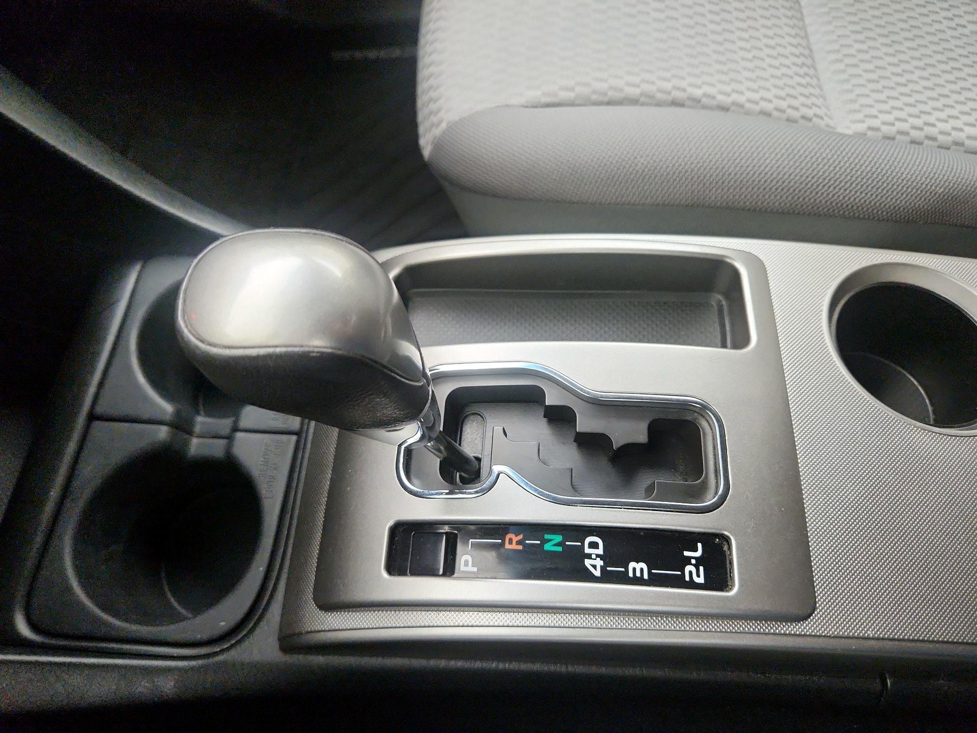 Thumbnail: 2015 Toyota Tacoma - 17