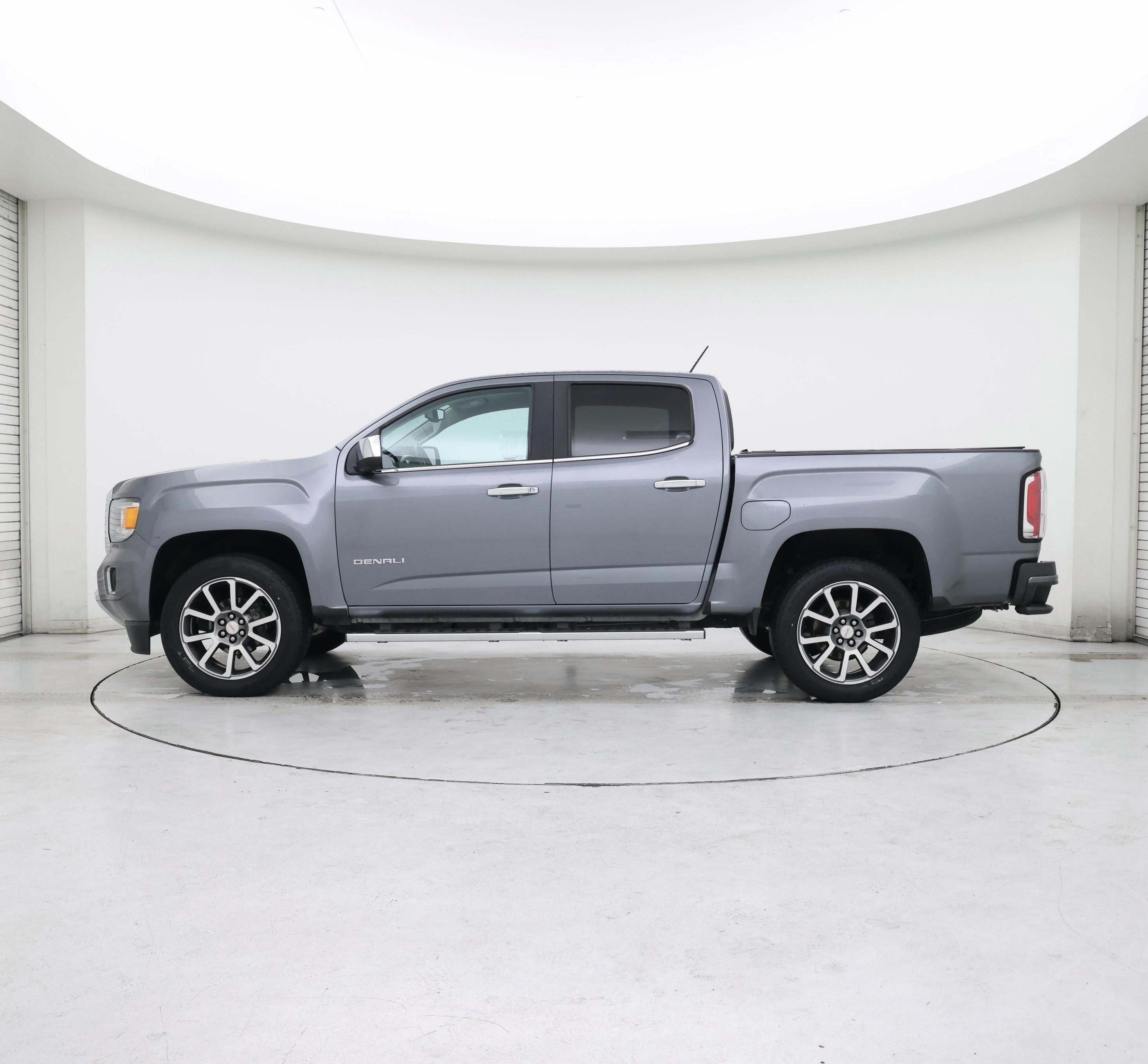 Thumbnail: 2019 GMC Canyon - 3