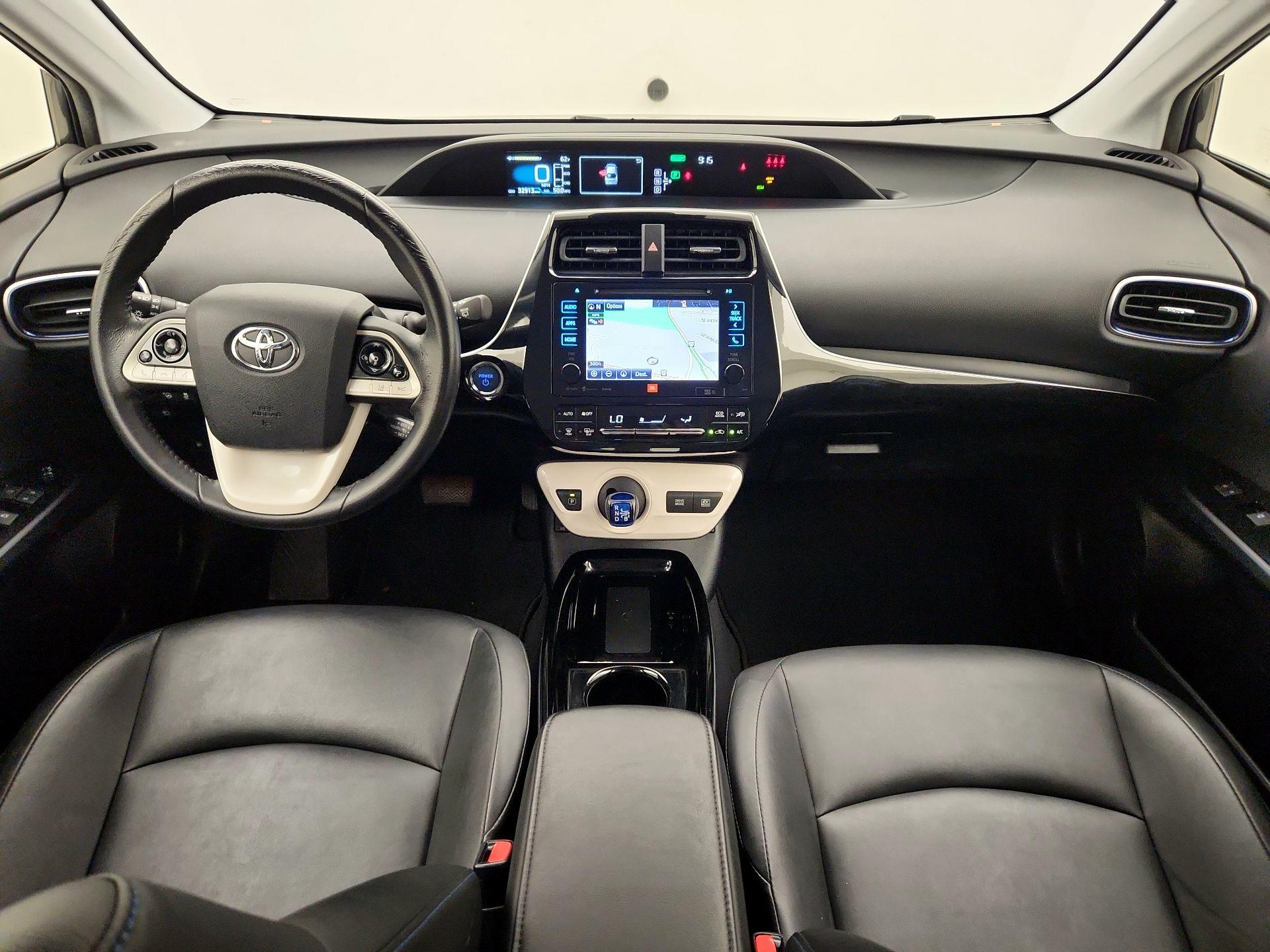 Thumbnail: 2017 Toyota Prius - 9