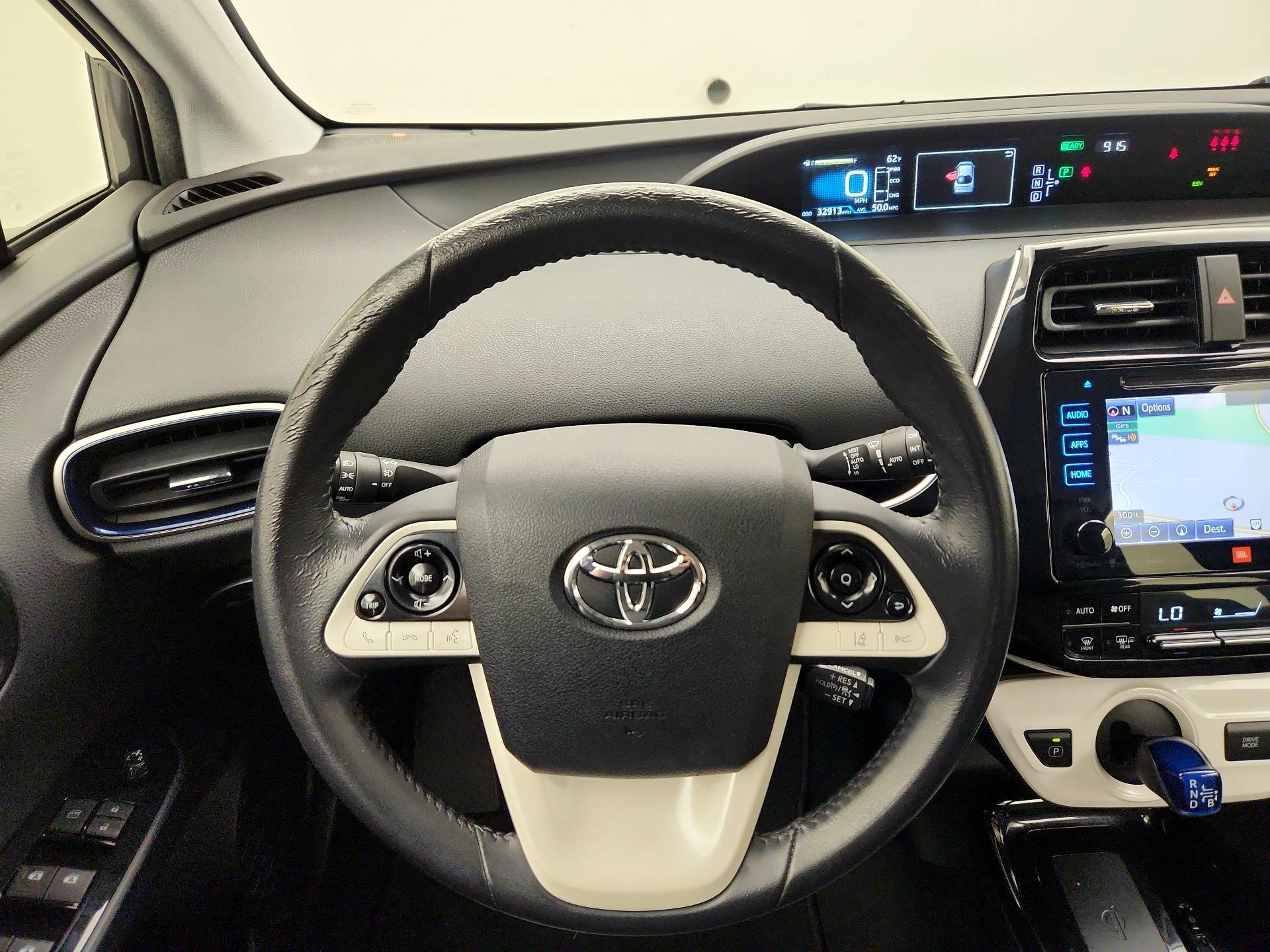 Thumbnail: 2017 Toyota Prius - 10