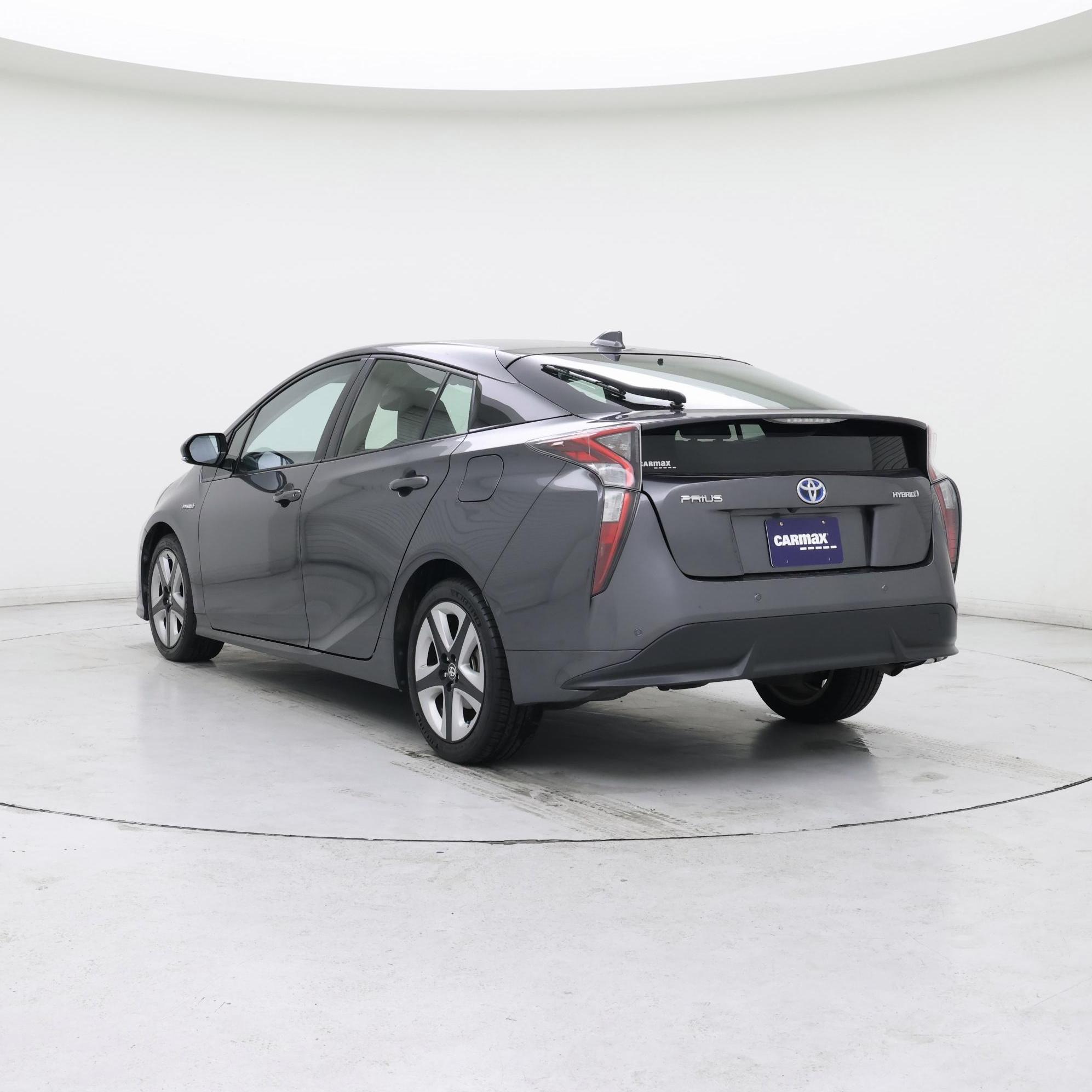 Thumbnail: 2017 Toyota Prius - 2