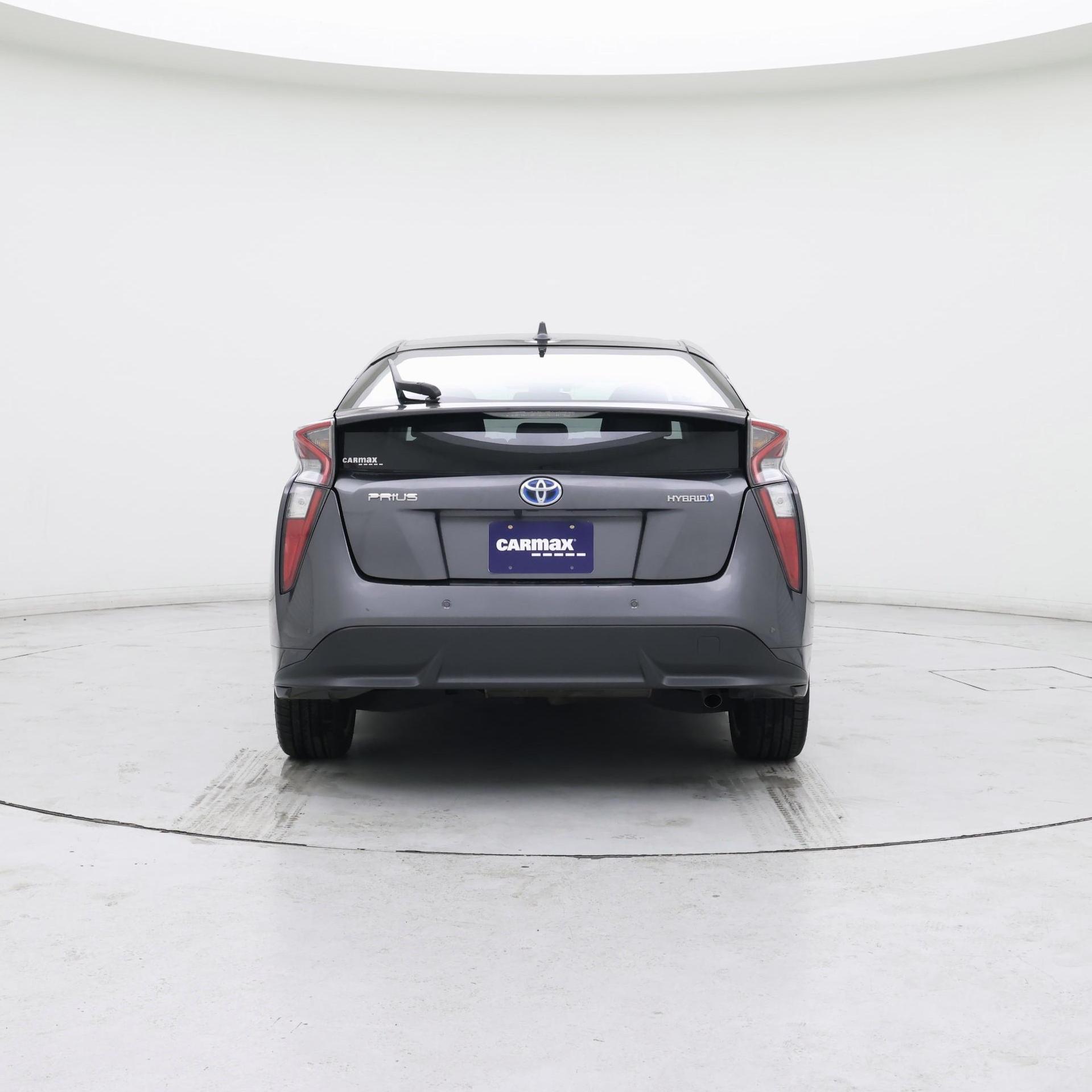 Thumbnail: 2017 Toyota Prius - 6