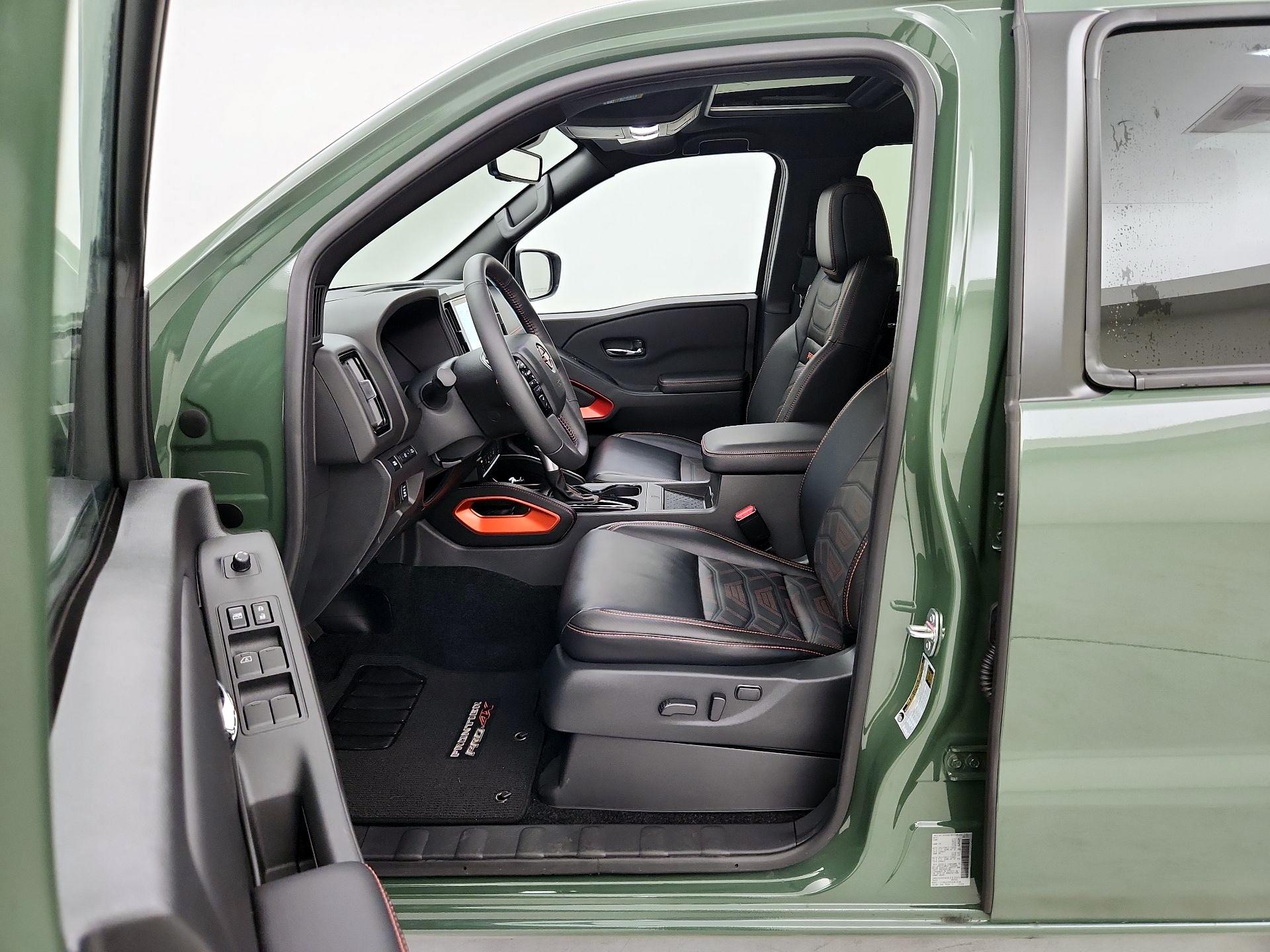 Thumbnail: 2025 Nissan Frontier - 11