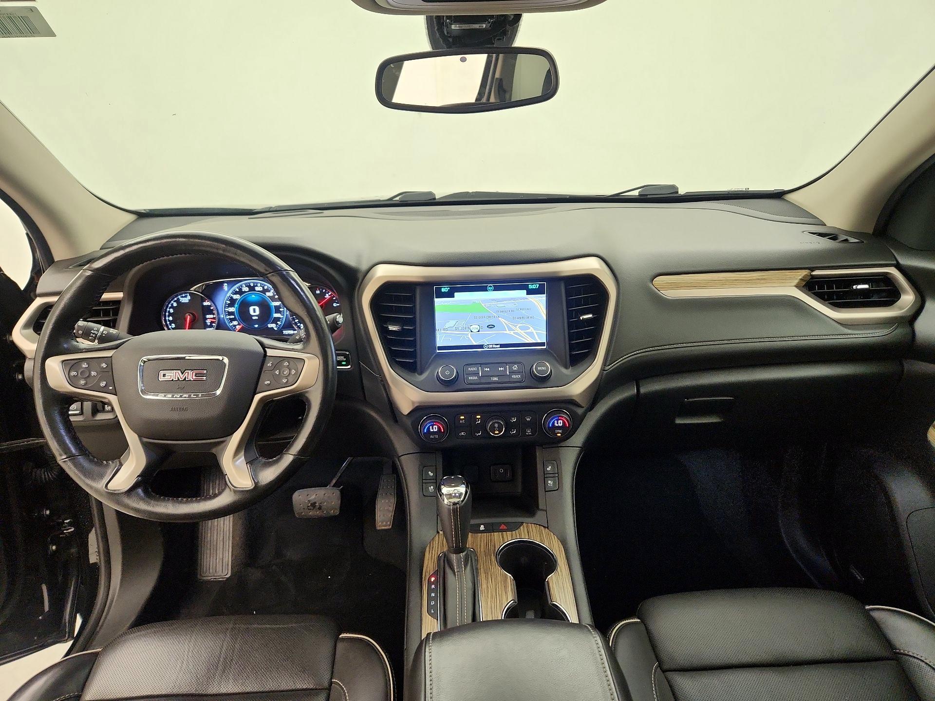 Thumbnail: 2017 GMC Acadia - 8
