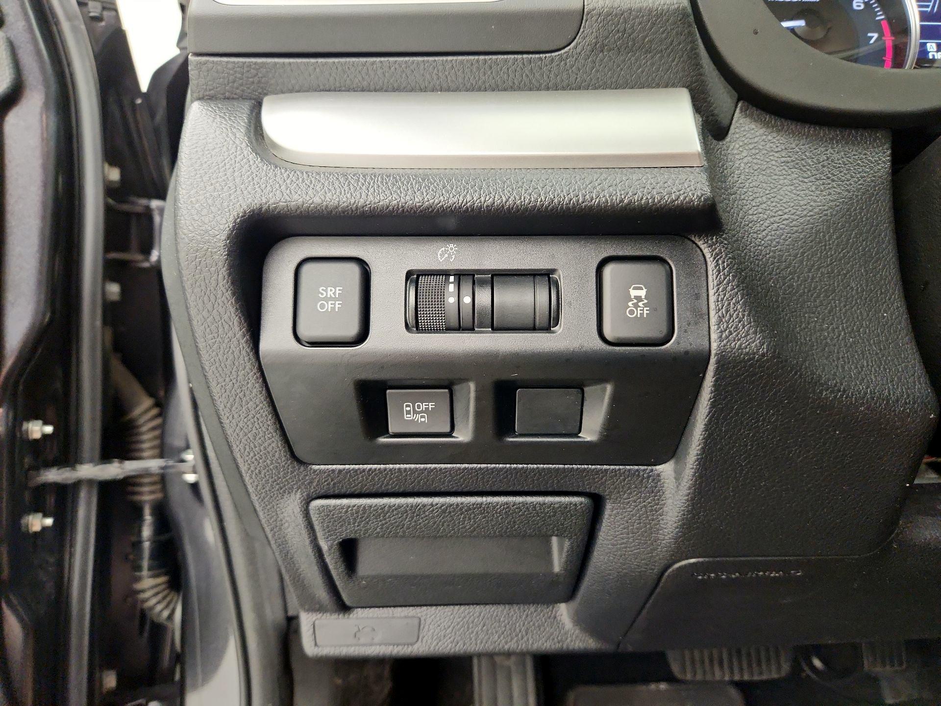 Thumbnail: 2017 Subaru Crosstrek - 13